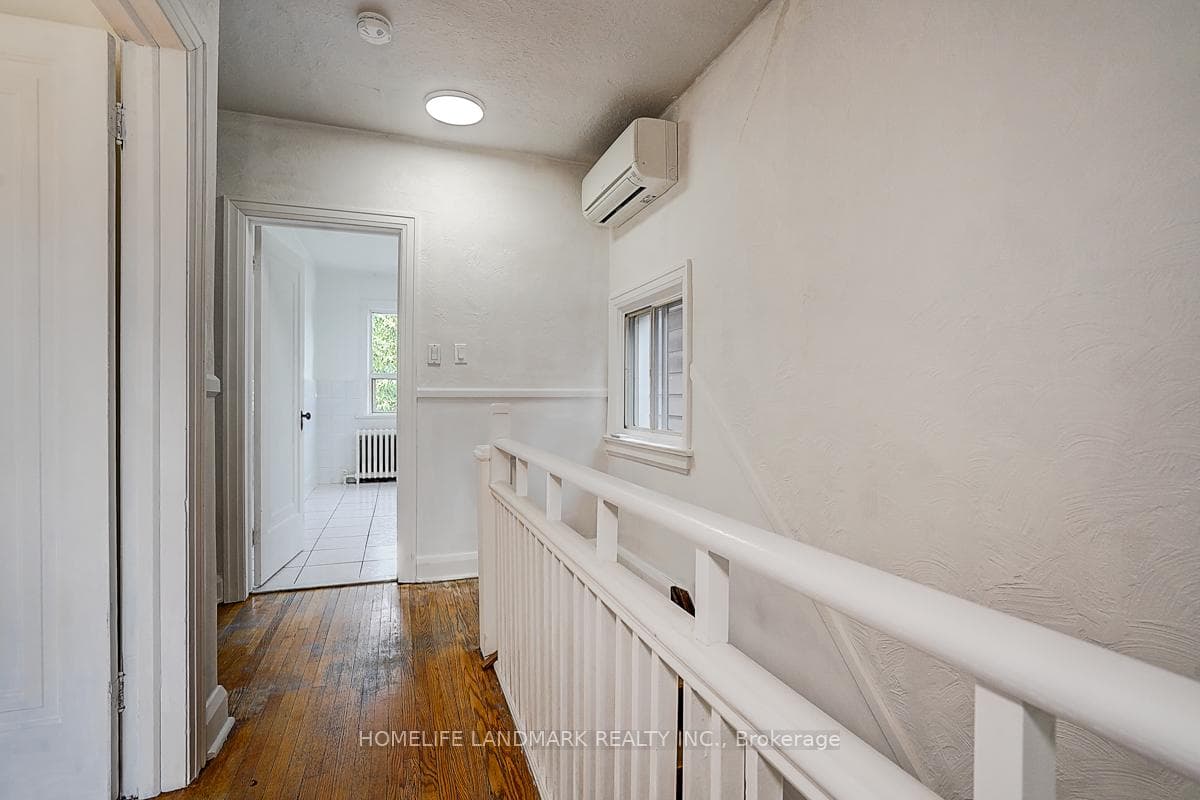149 Euclid Avenue Unit Main and Upper photo 19