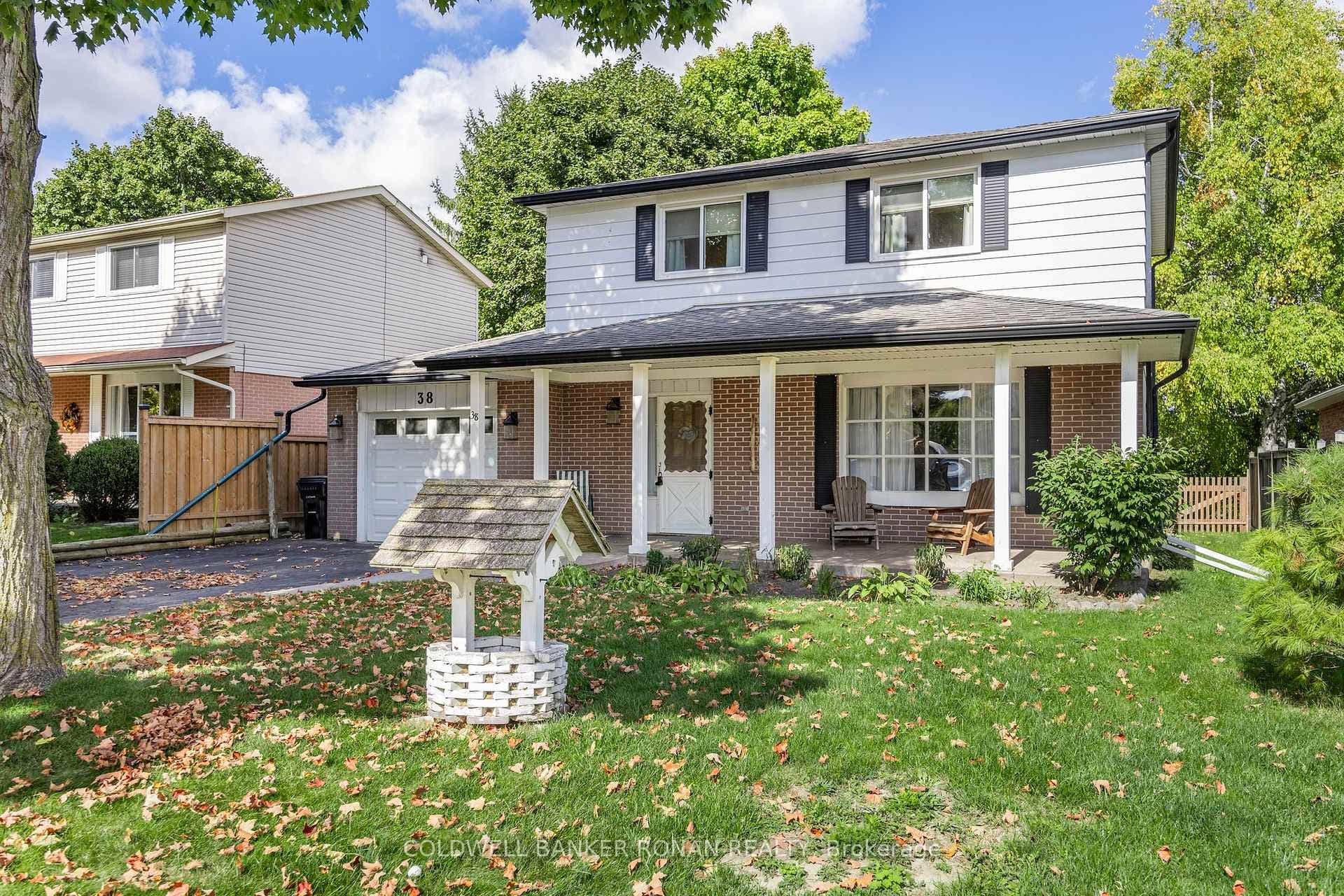 38 Adeline Avenue photo 2