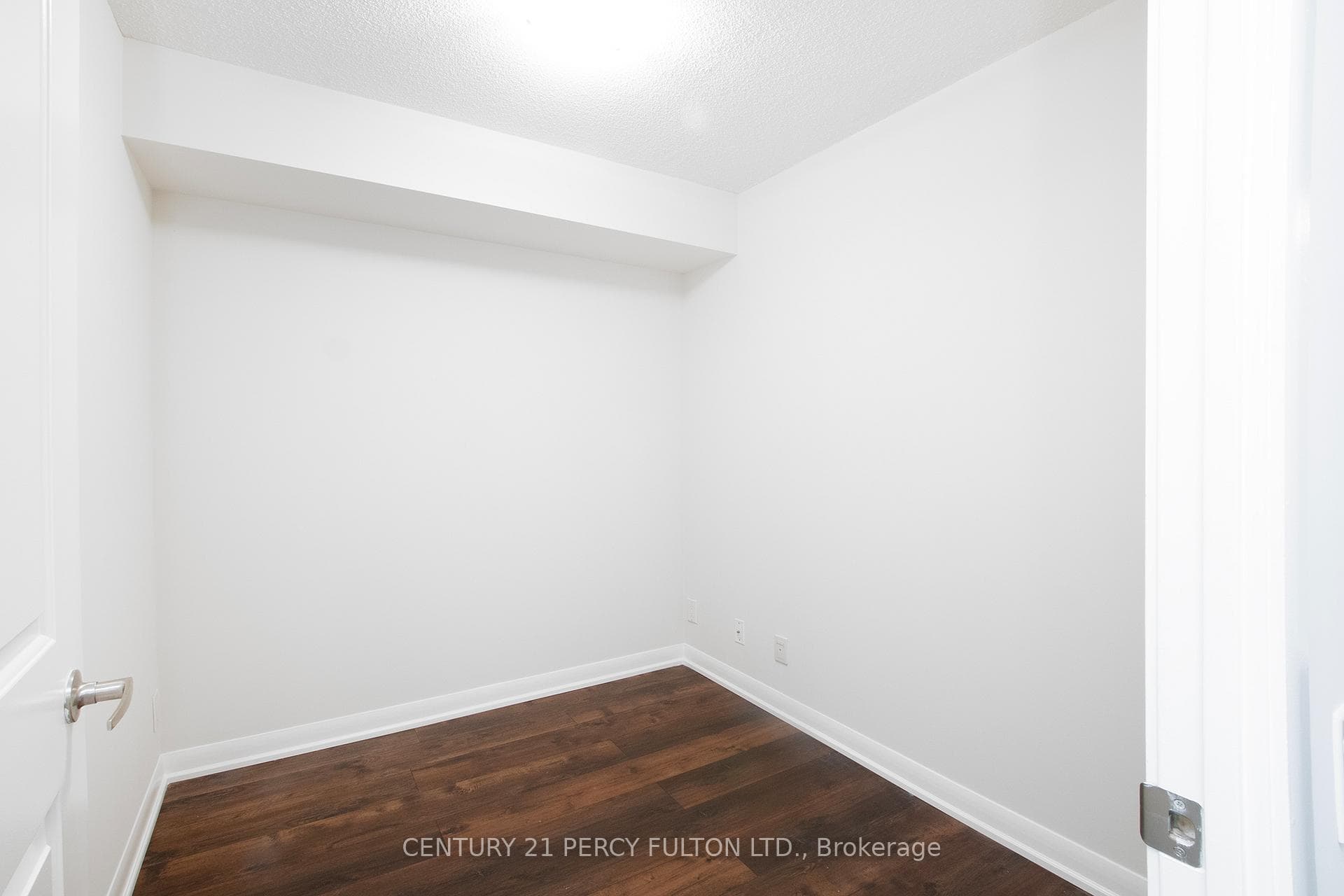 17 Anndale Drive Unit 511 photo 26
