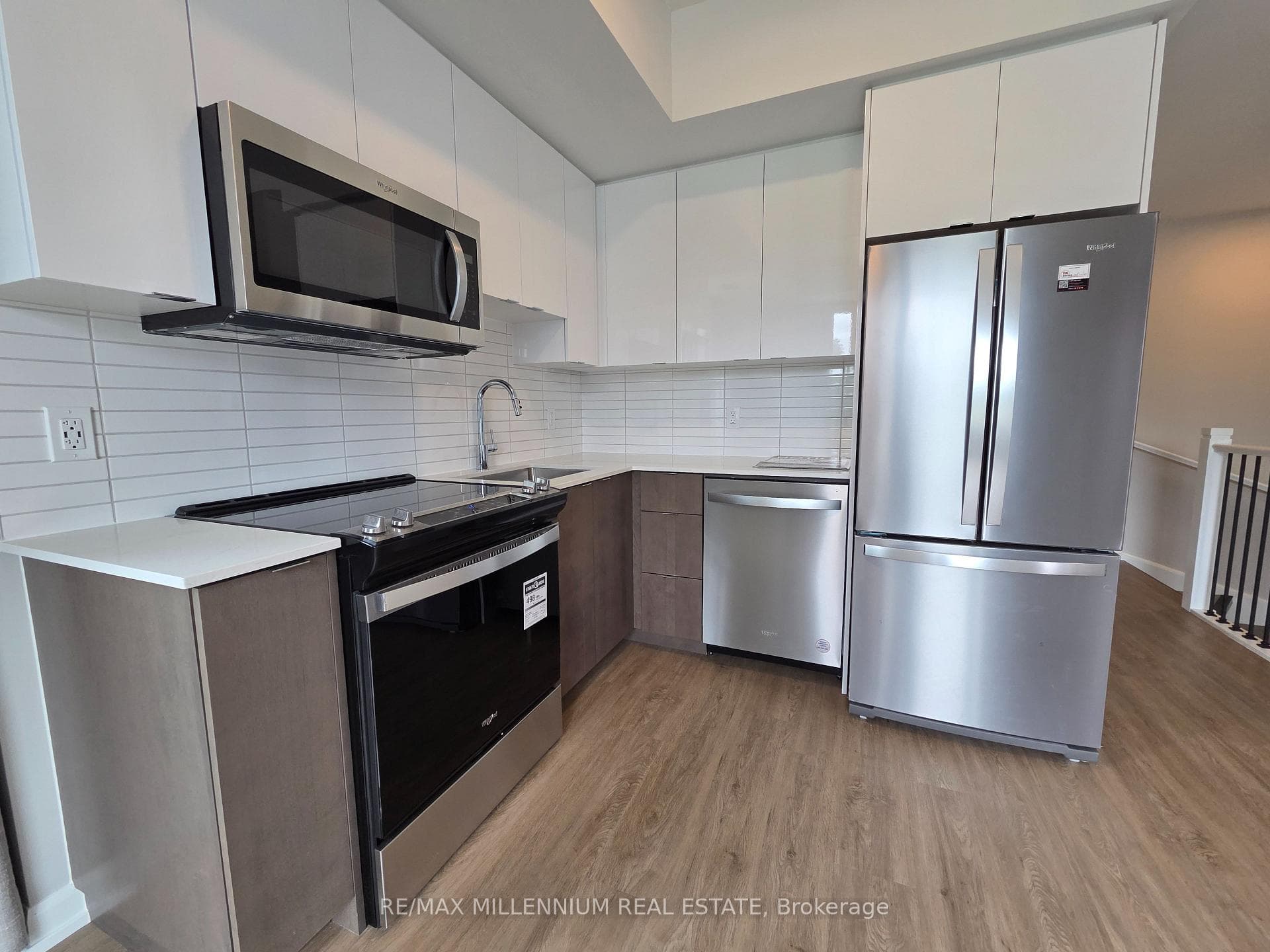 708 Woolwich Street Unit 103 photo 7