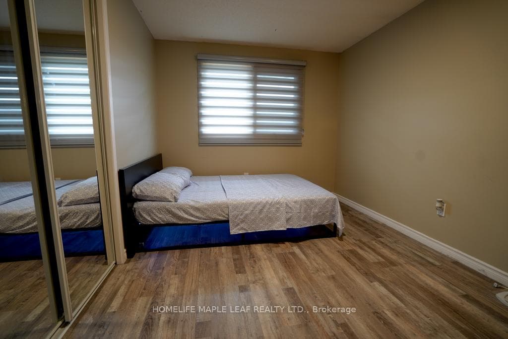 147 Muriel Crescent photo 20