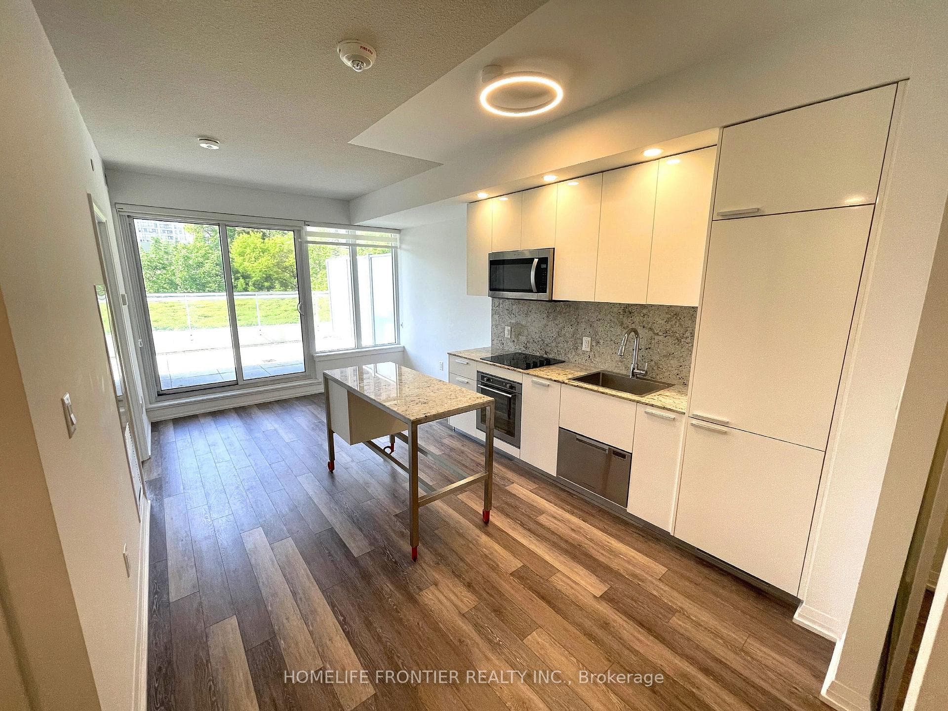 75 Canterbury Place Unit 312 photo 2