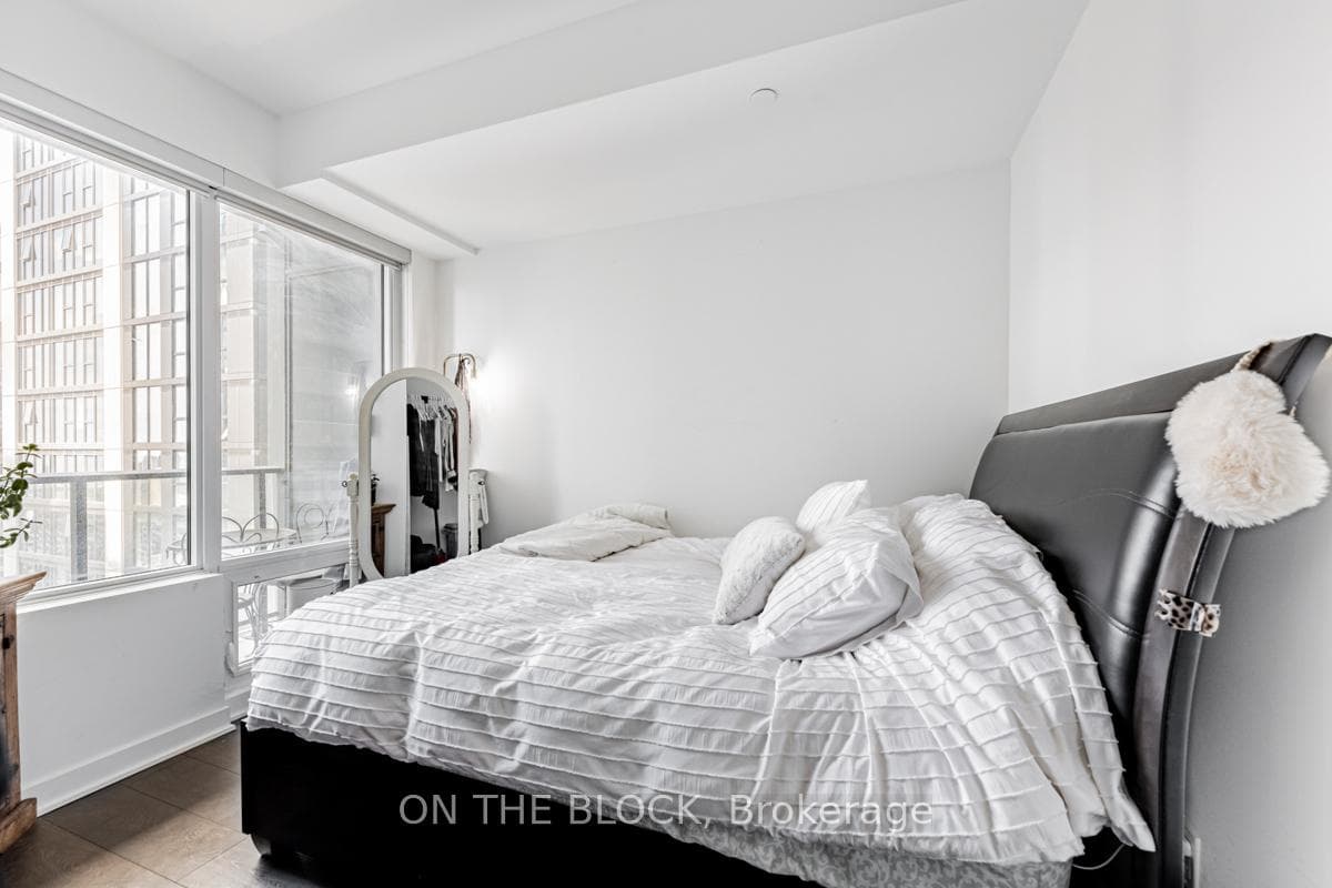 115 Blue Jays Way Unit 3805 photo 18