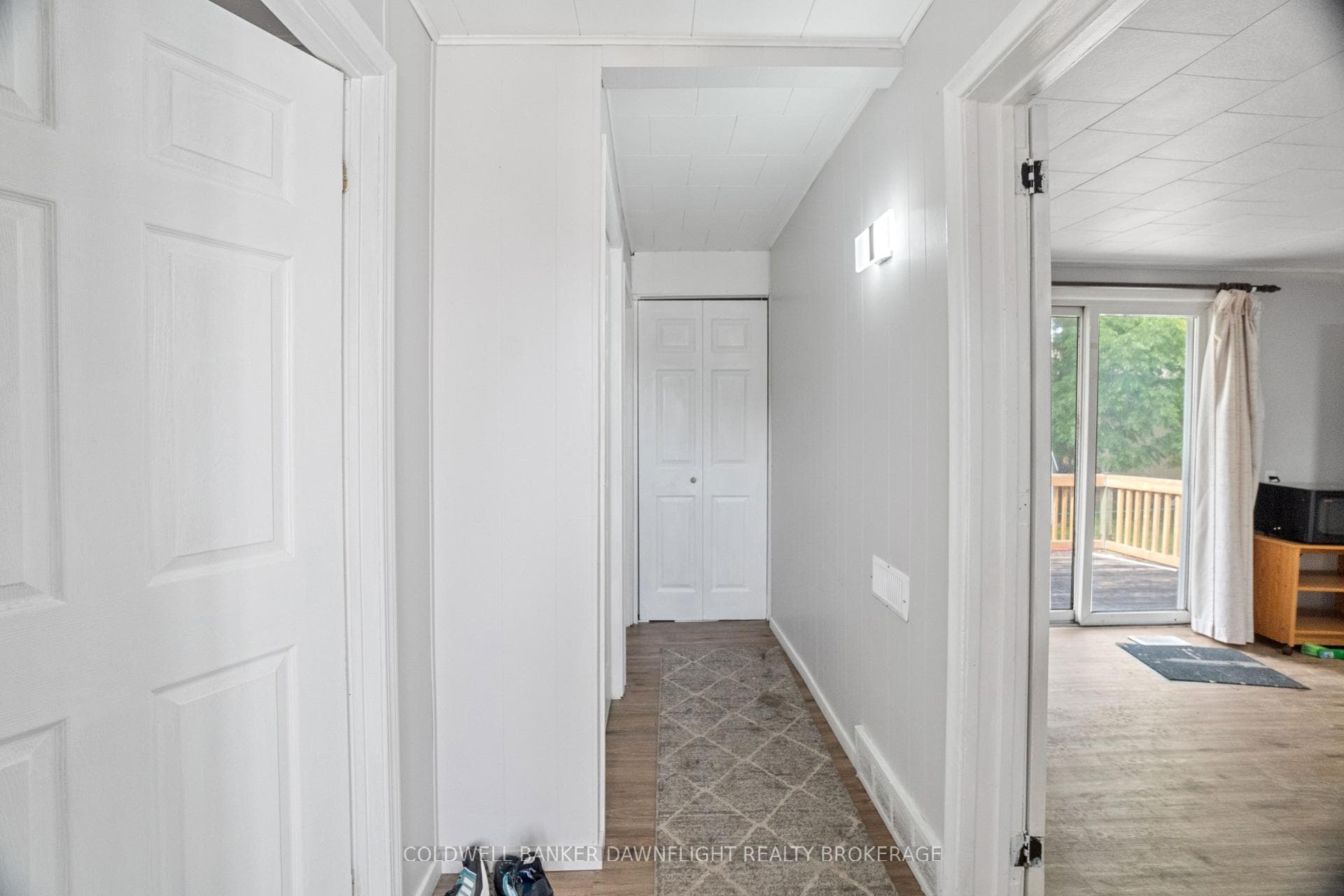 82 LONDON Road photo 5
