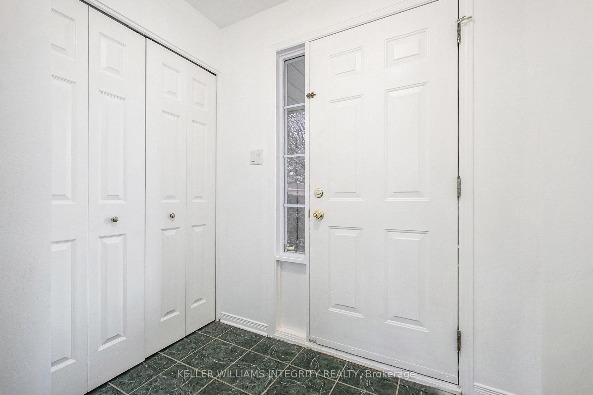 2918 Millstream Way photo 3