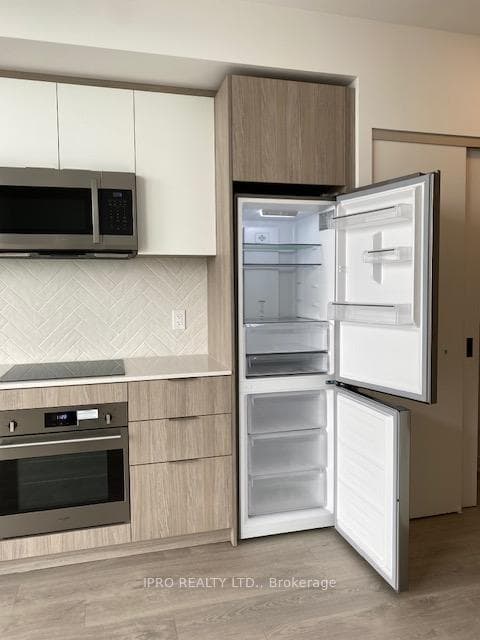 36 Zorra Street Unit 1810 photo 13