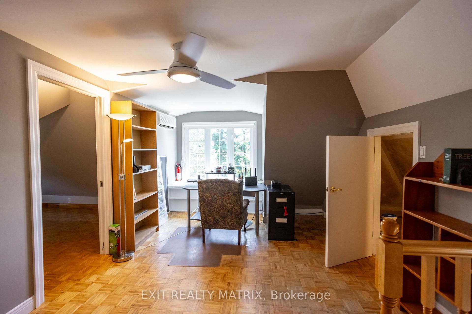 2392 8th Line Road photo 35