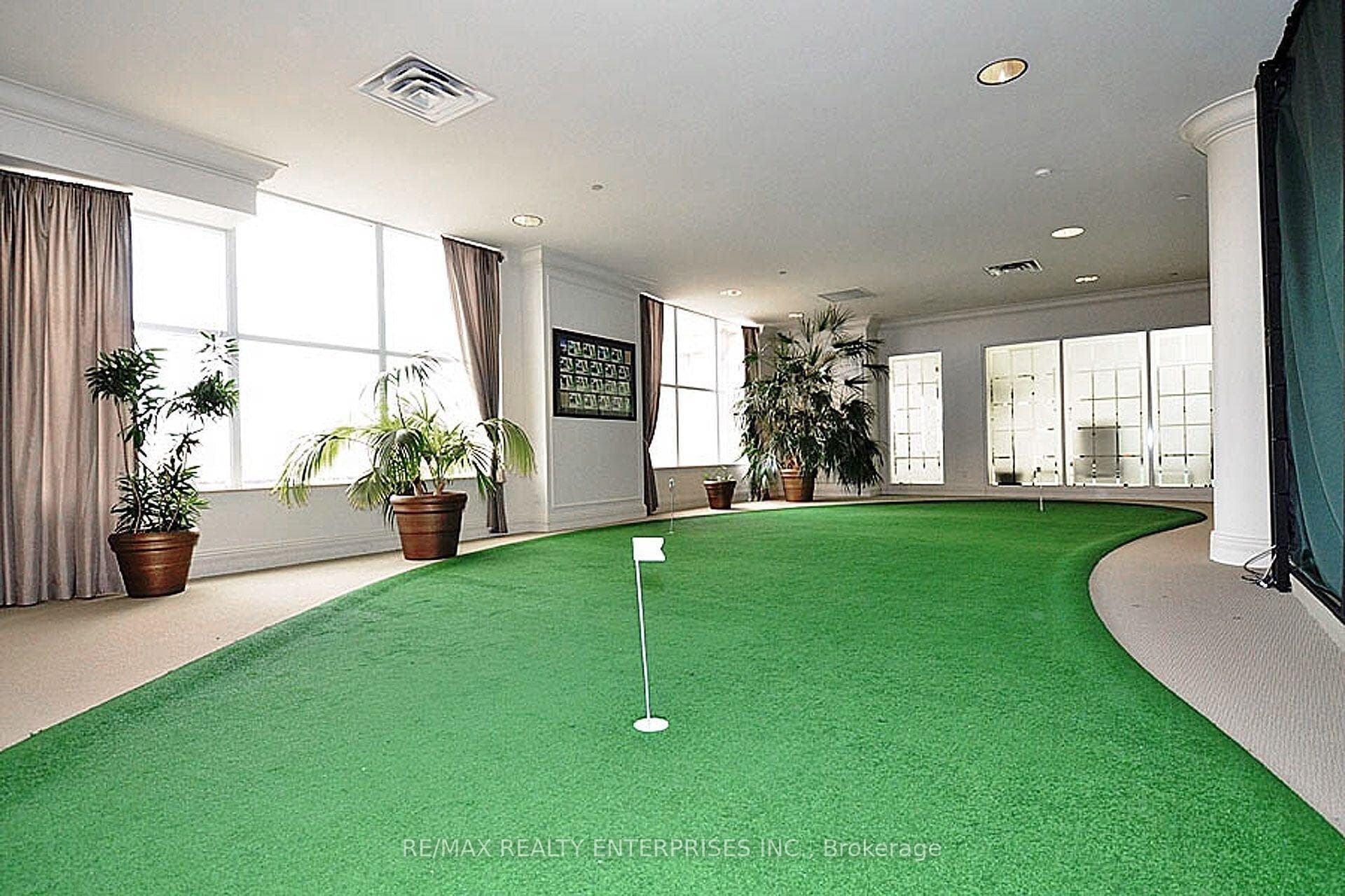 35 Kingsbridge Garden Circle Unit 3301 photo 42