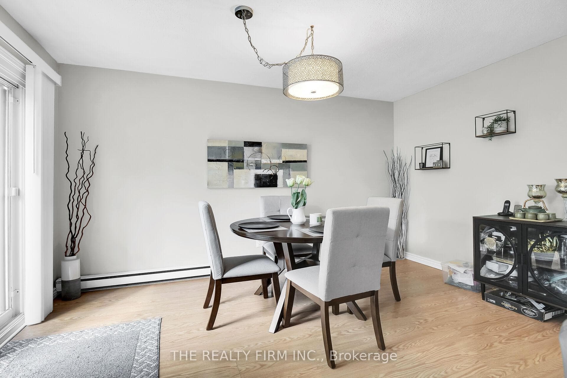 138 Monmore Road photo 13