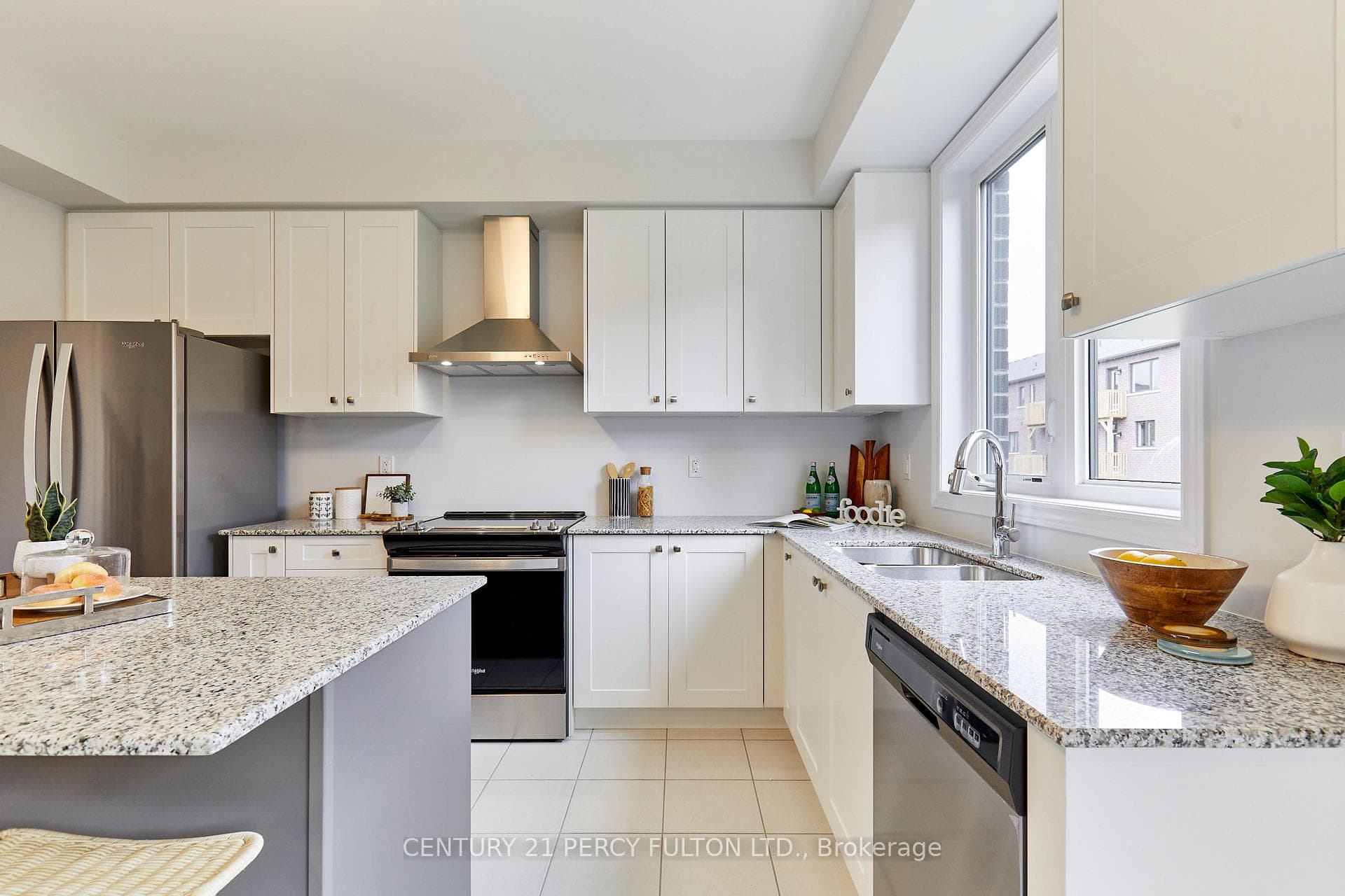 15 Douet Lane photo 18