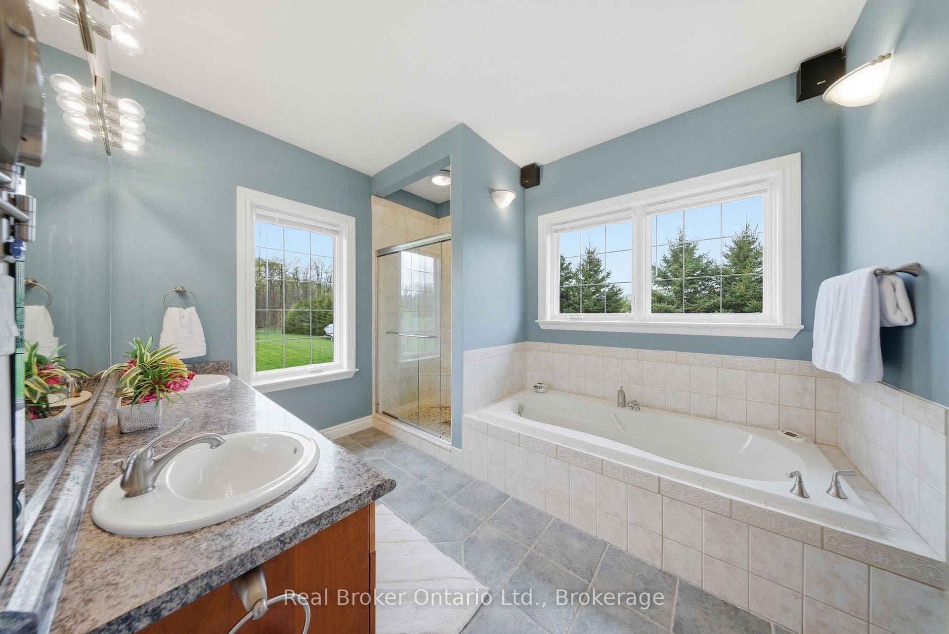 4760 Nassagaweya-Puslinch Townline photo 16