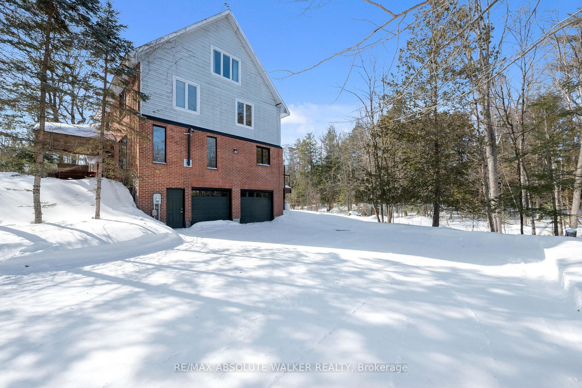 104 Hardwood Drive photo 2