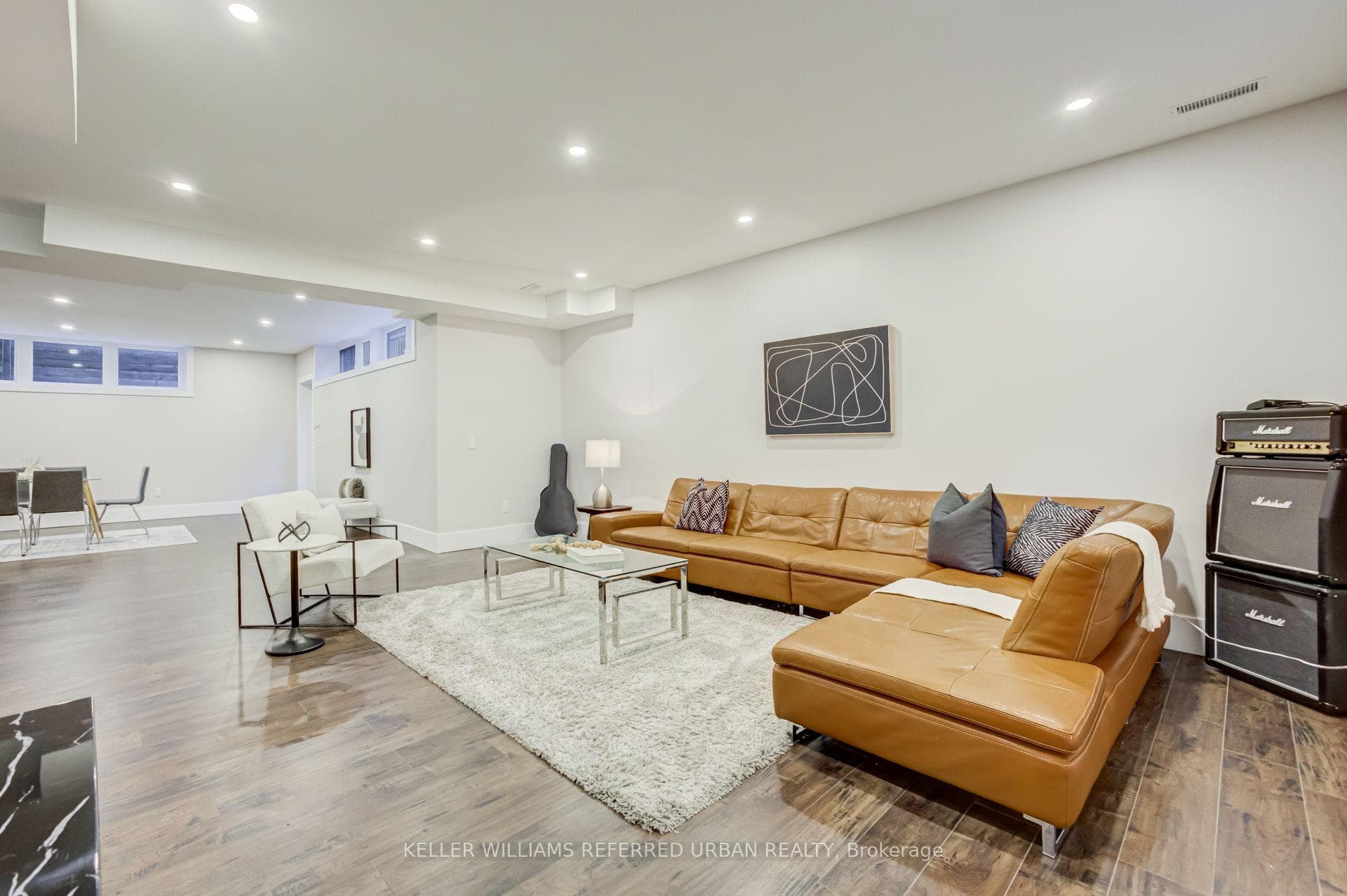 57 Ambleside Avenue photo 42