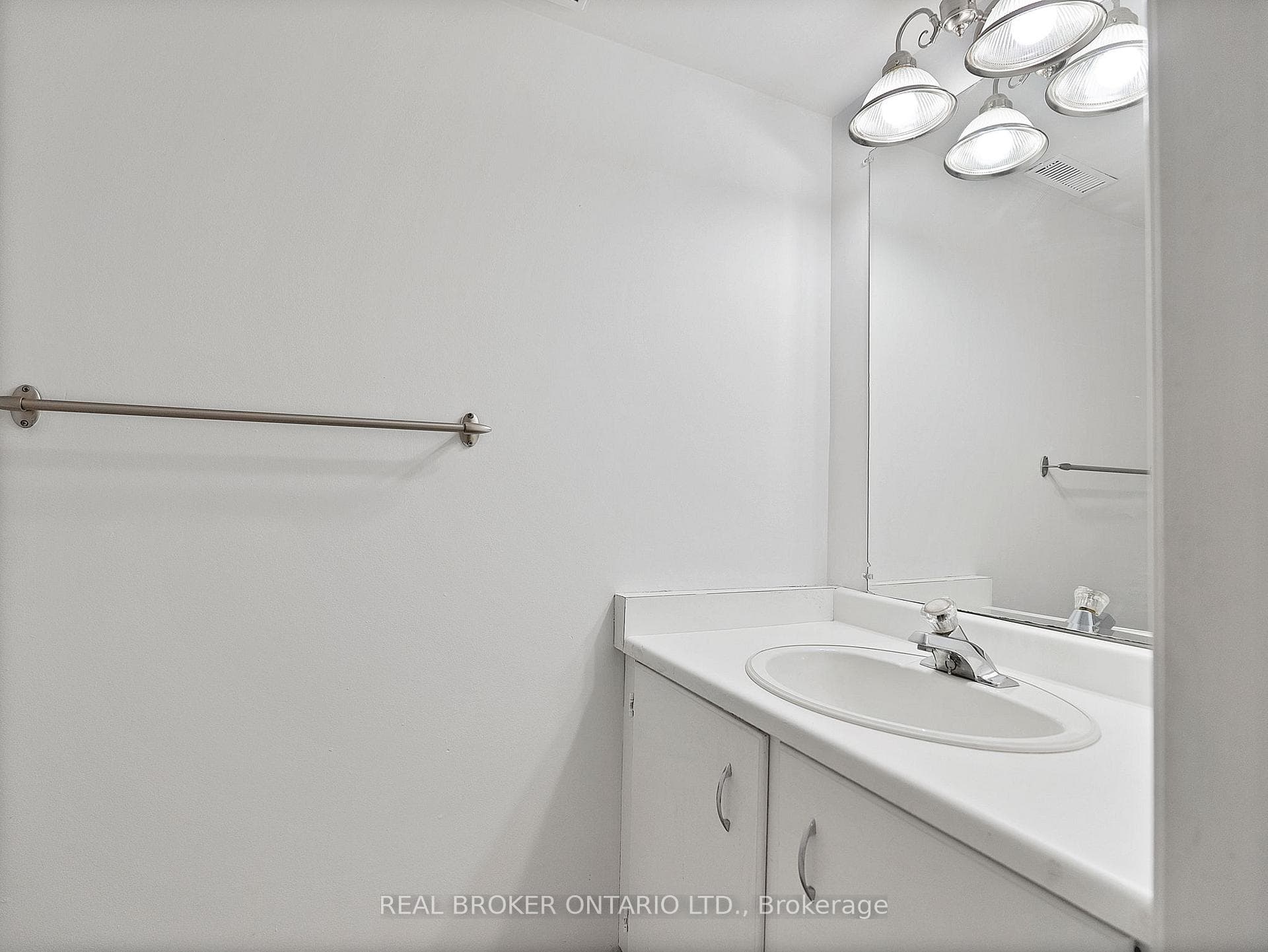 2602 Hemus Square photo 31