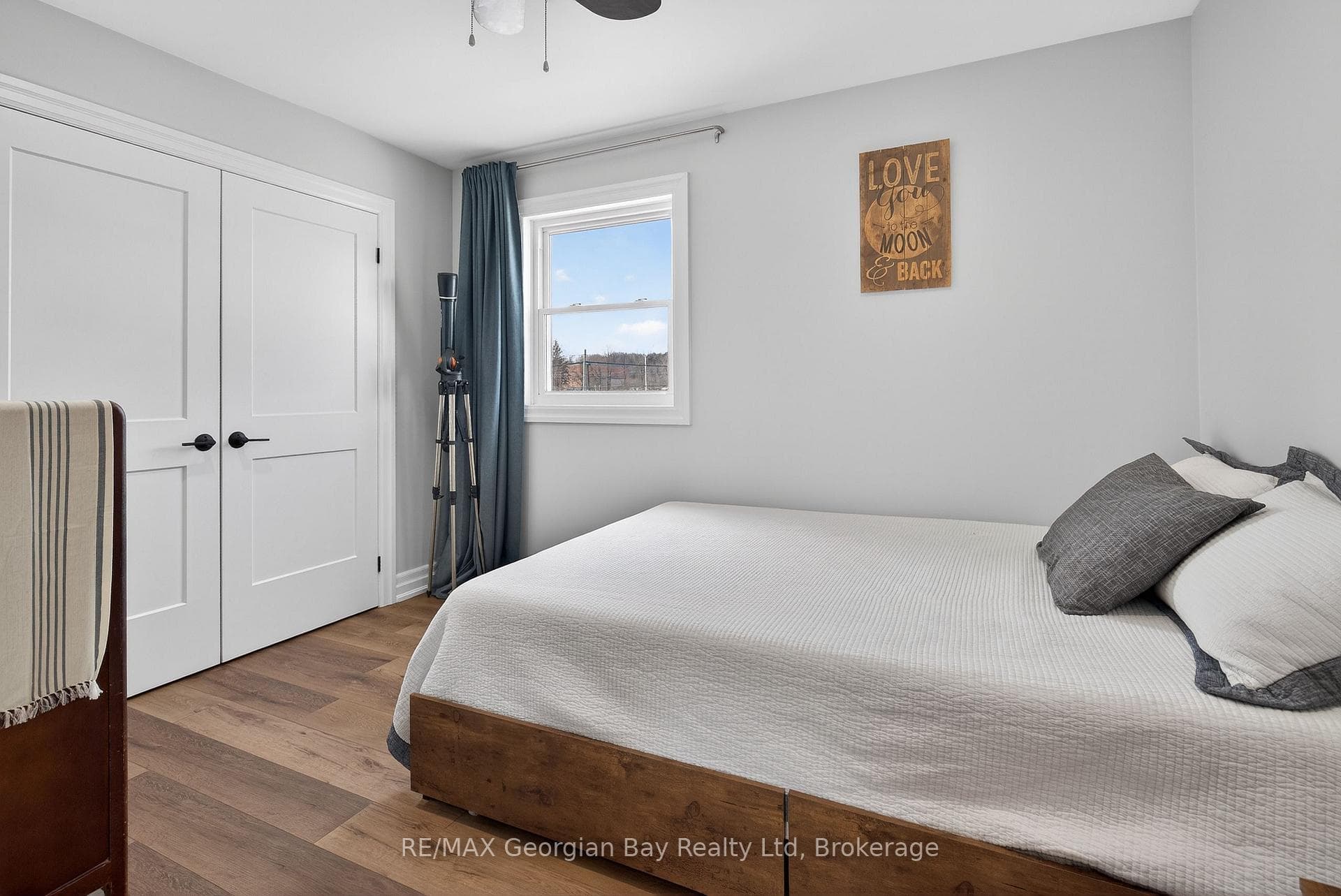 449 Park Street photo 20