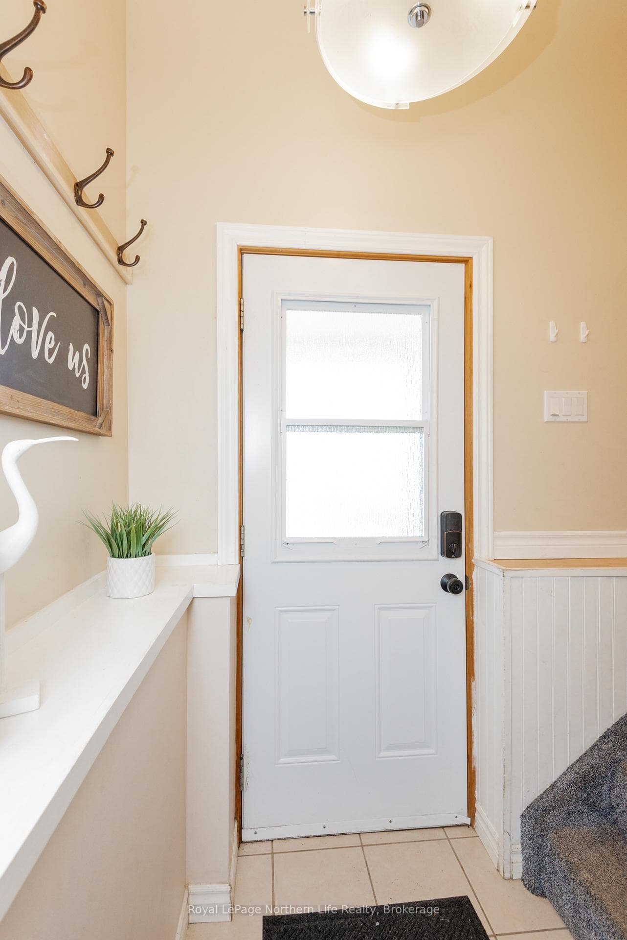581 Banner Avenue photo 18