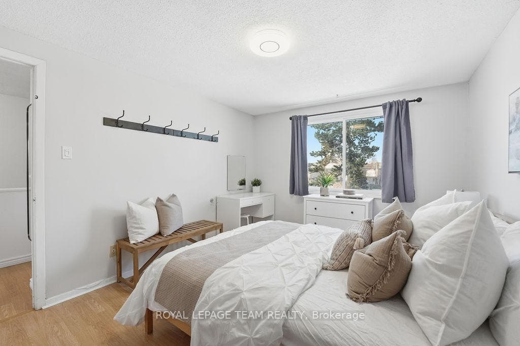 461 Moodie Drive Unit B photo 22
