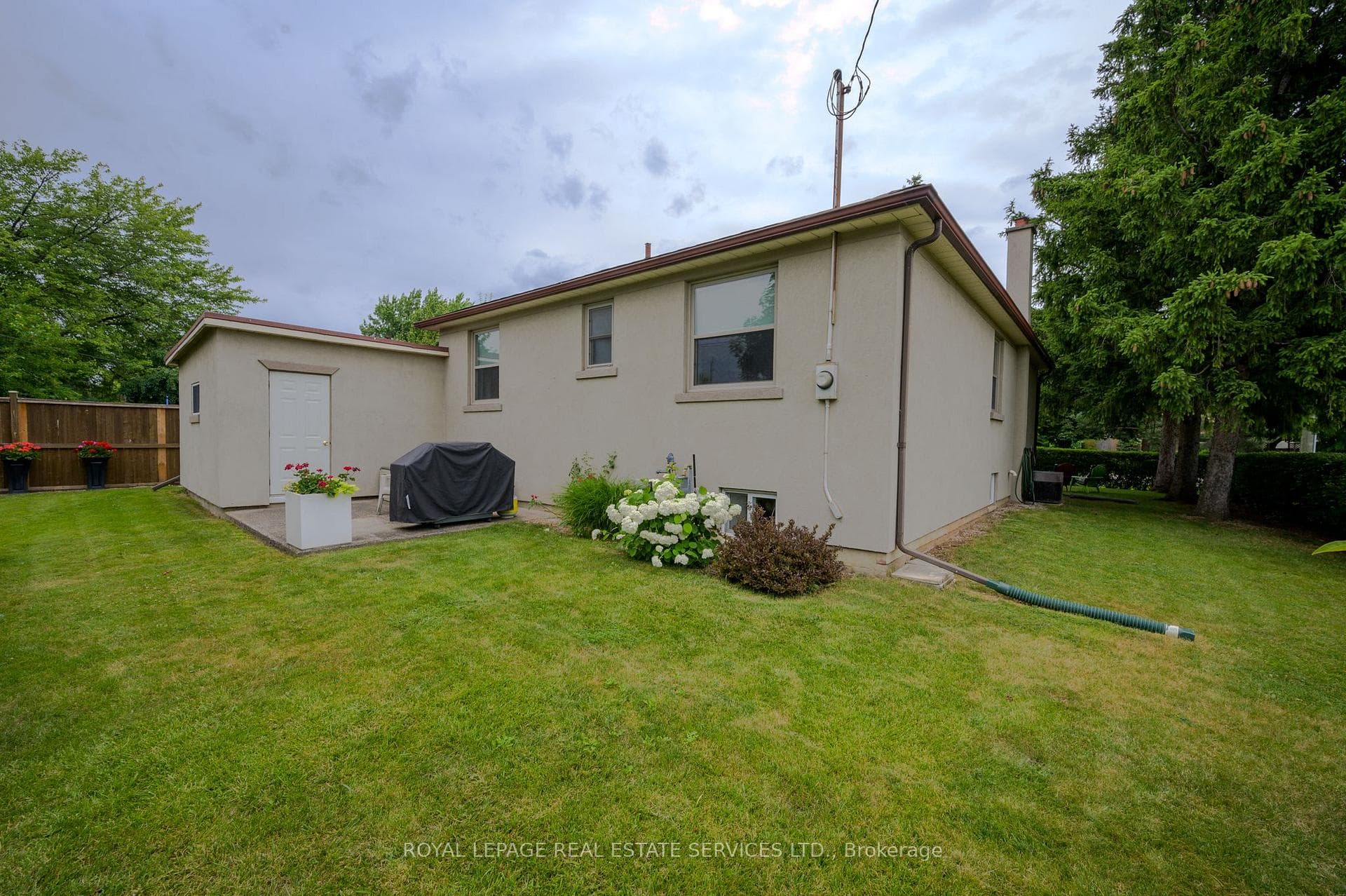 631 Trudale Court photo 32