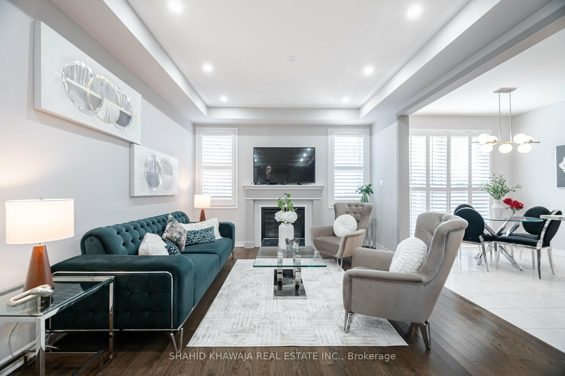 1300 Basswood Crescent photo 10