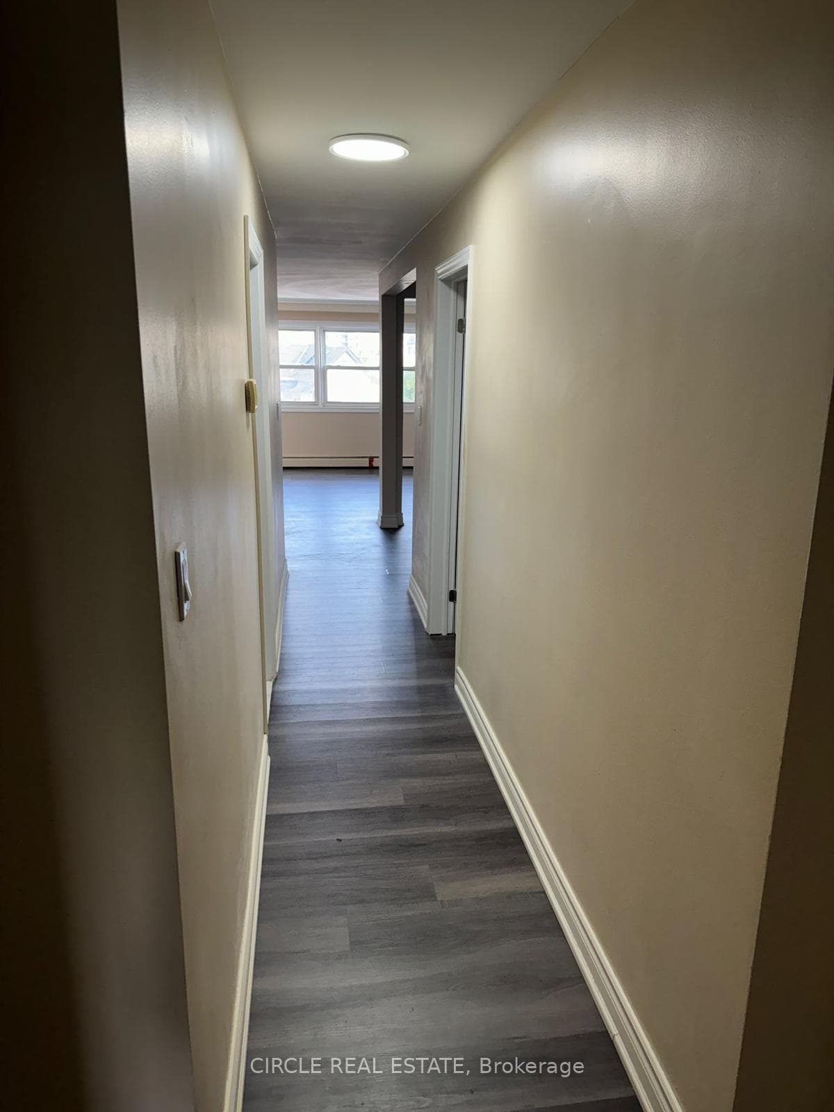 3828 Bloor Street photo 15
