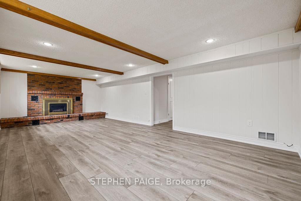 934 Lasalle Park Road photo 26