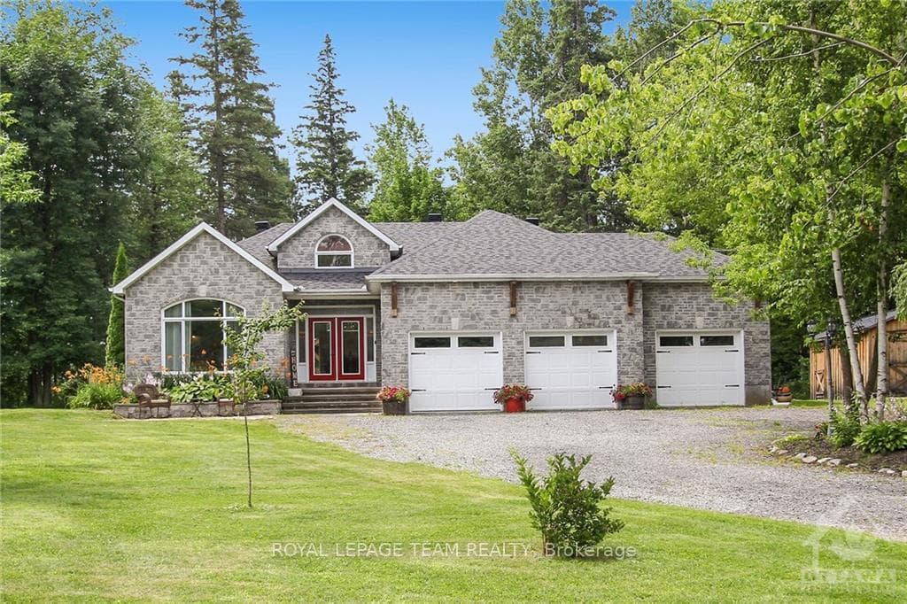 4 KIMINI Drive photo 1