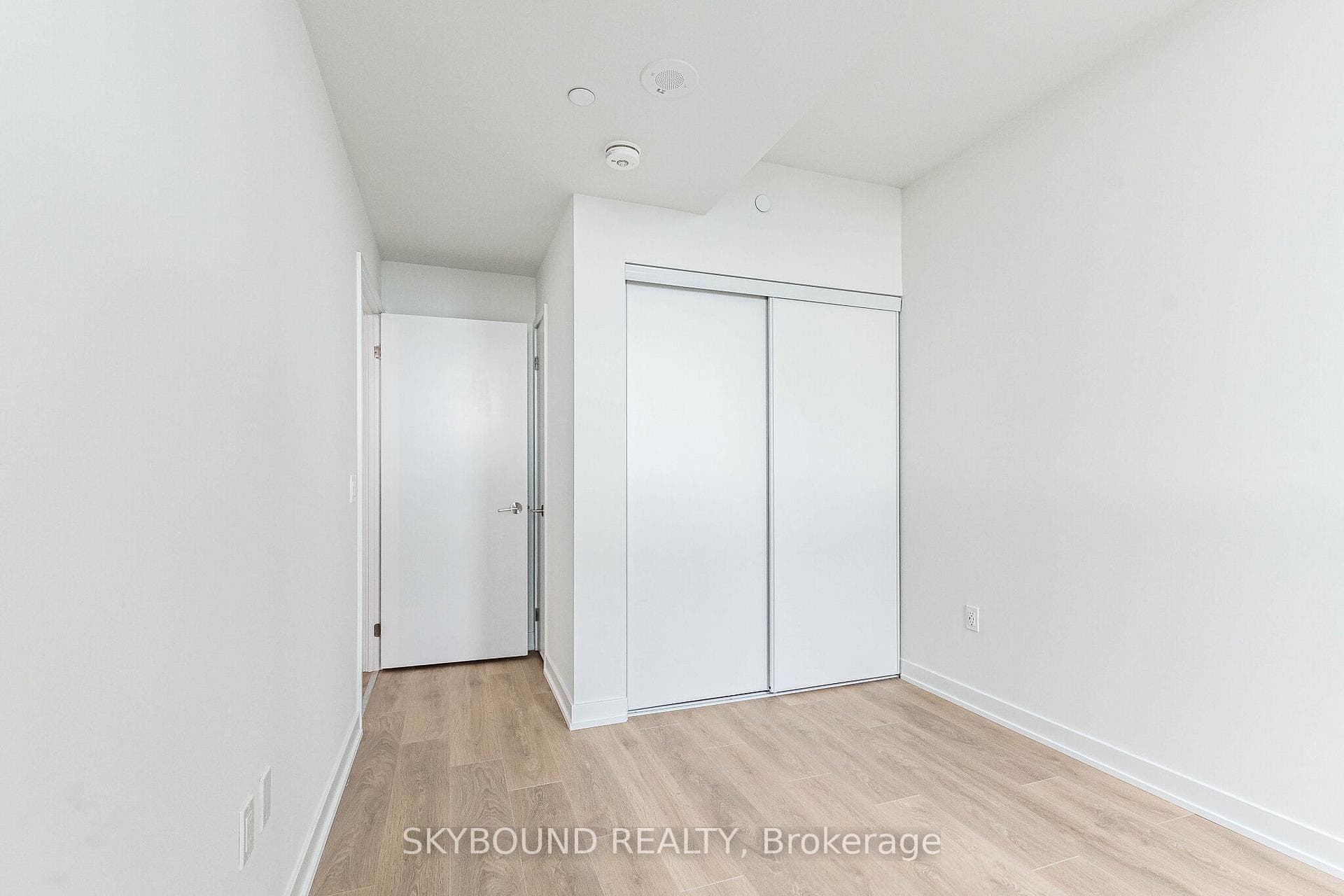 1 Fairview Road Unit 1502 photo 31