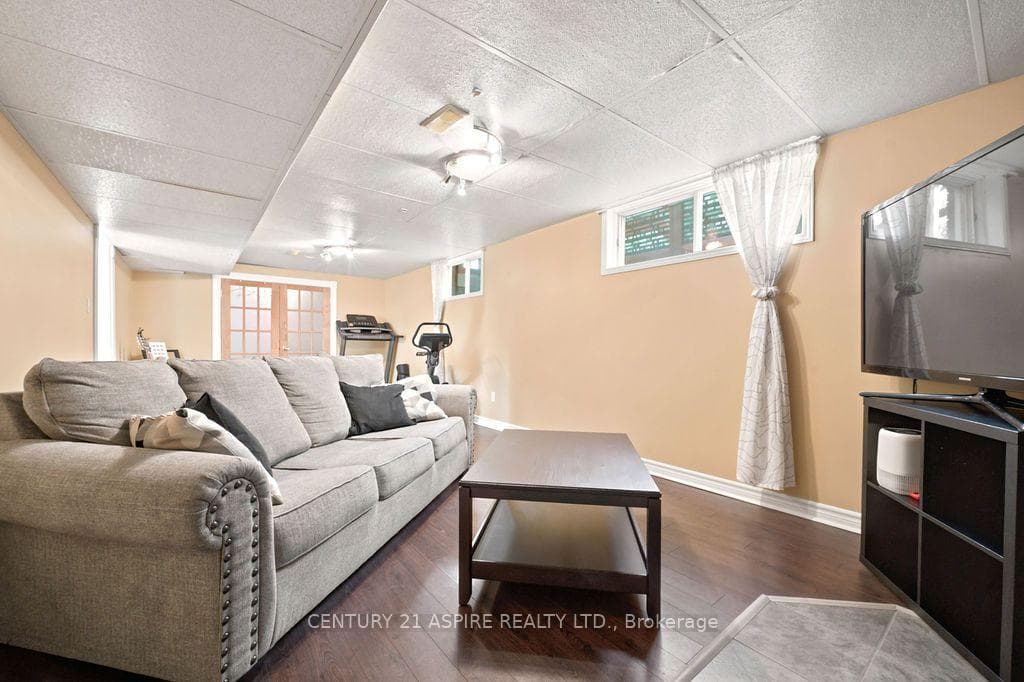 23 Roy Street photo 43