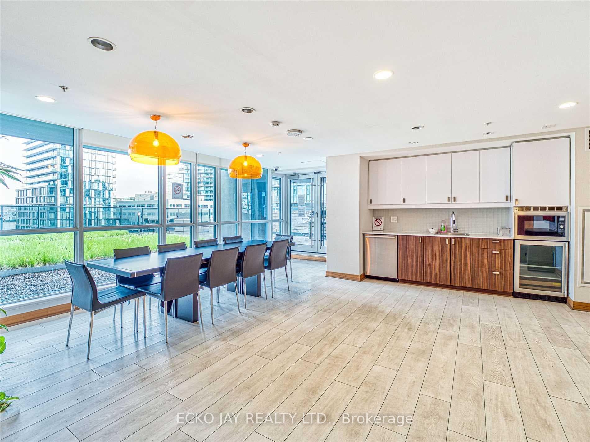 295 Adelaide Street Unit 1102 photo 23