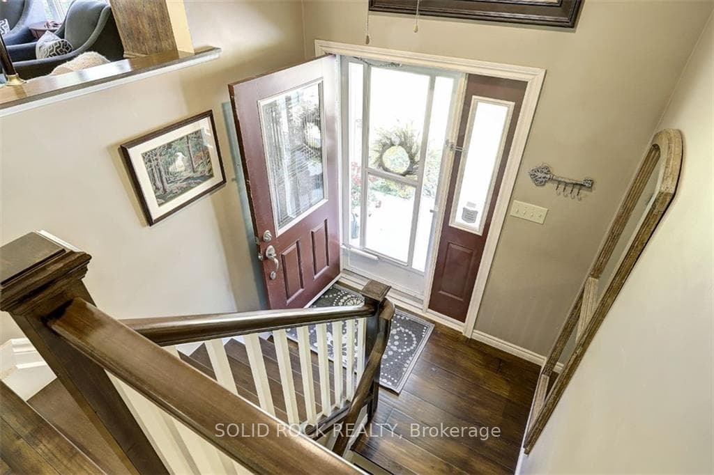 8289 COUNTY ROAD 21 Road photo 6