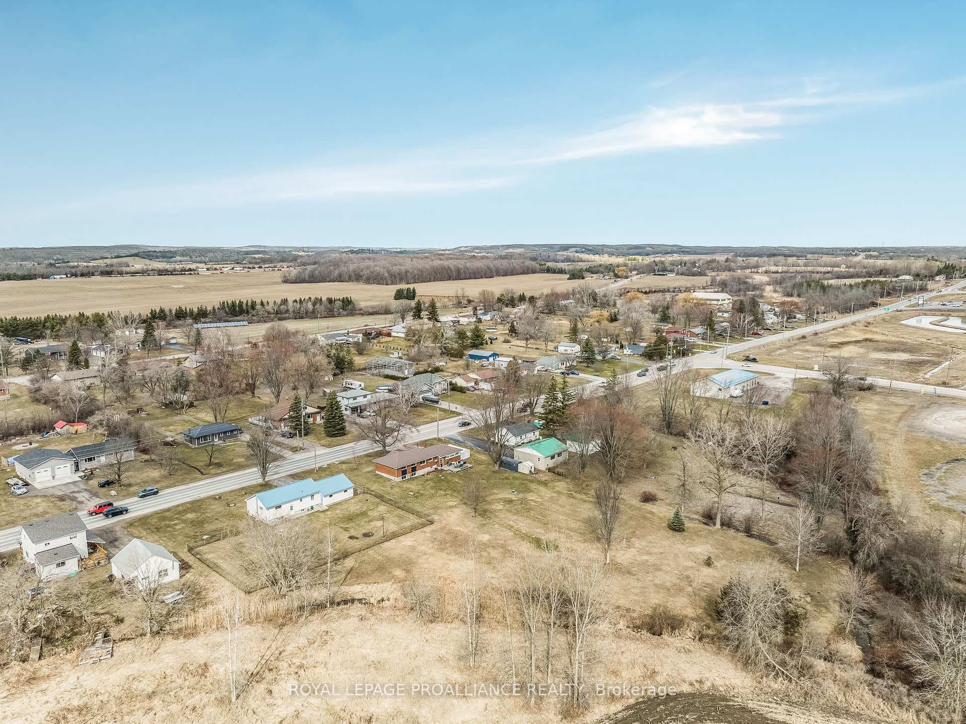 2335 Hamilton Road photo 36