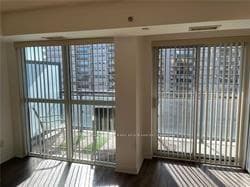 30 Meadowglen Place Unit 607 photo 11