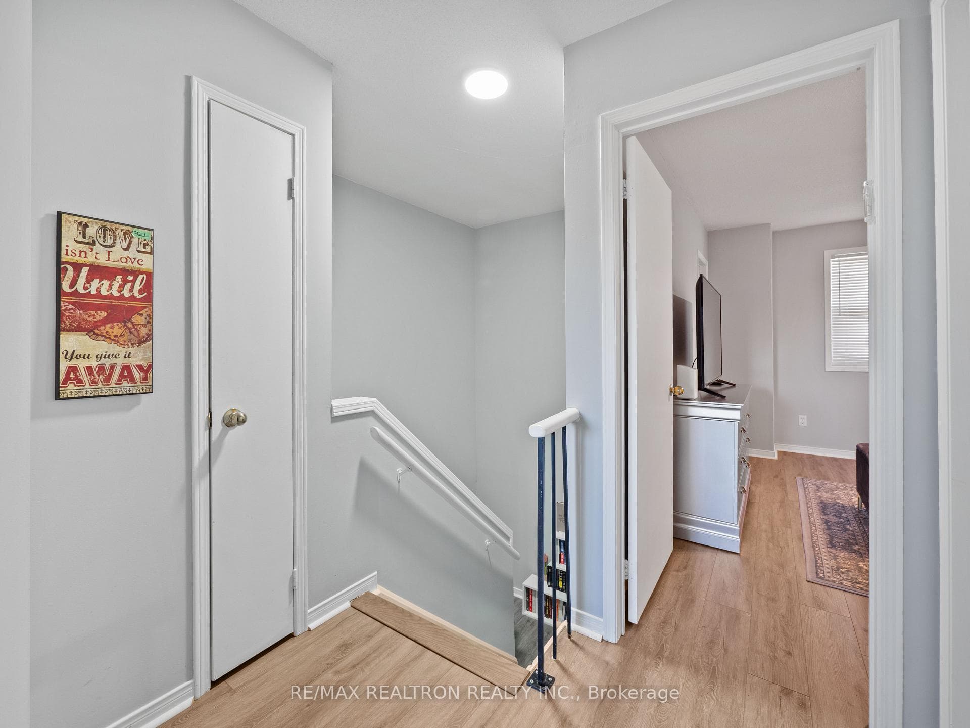 2133 Ferguson Street photo 13