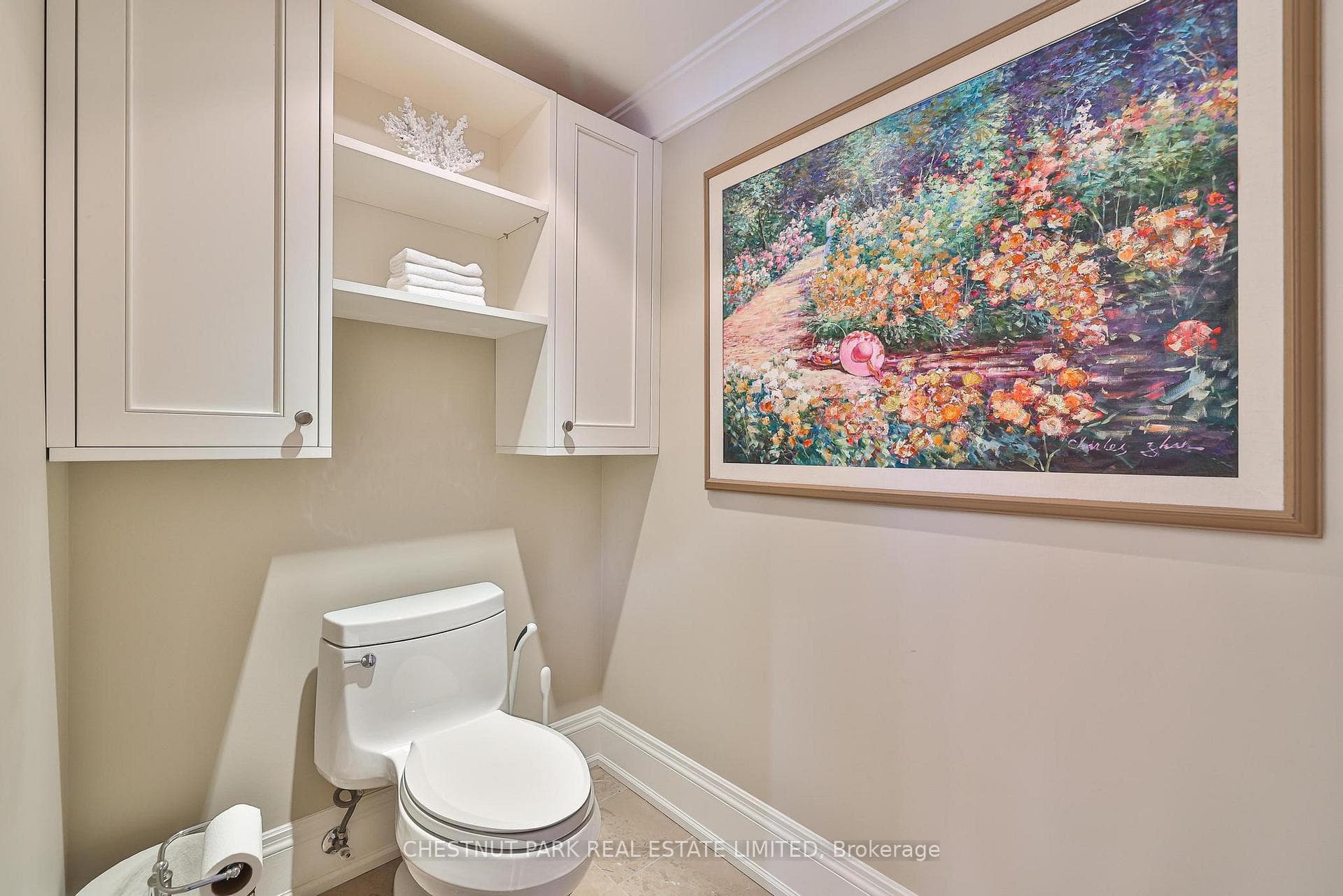 317 Lonsdale Road Unit 2B photo 20