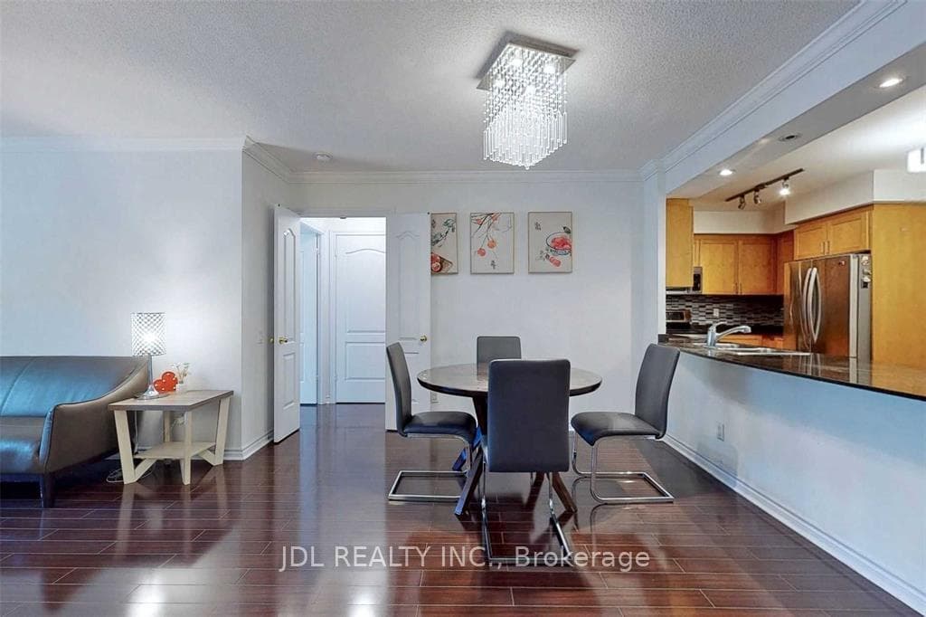 18 William Carson Crescent Unit 211 photo 13