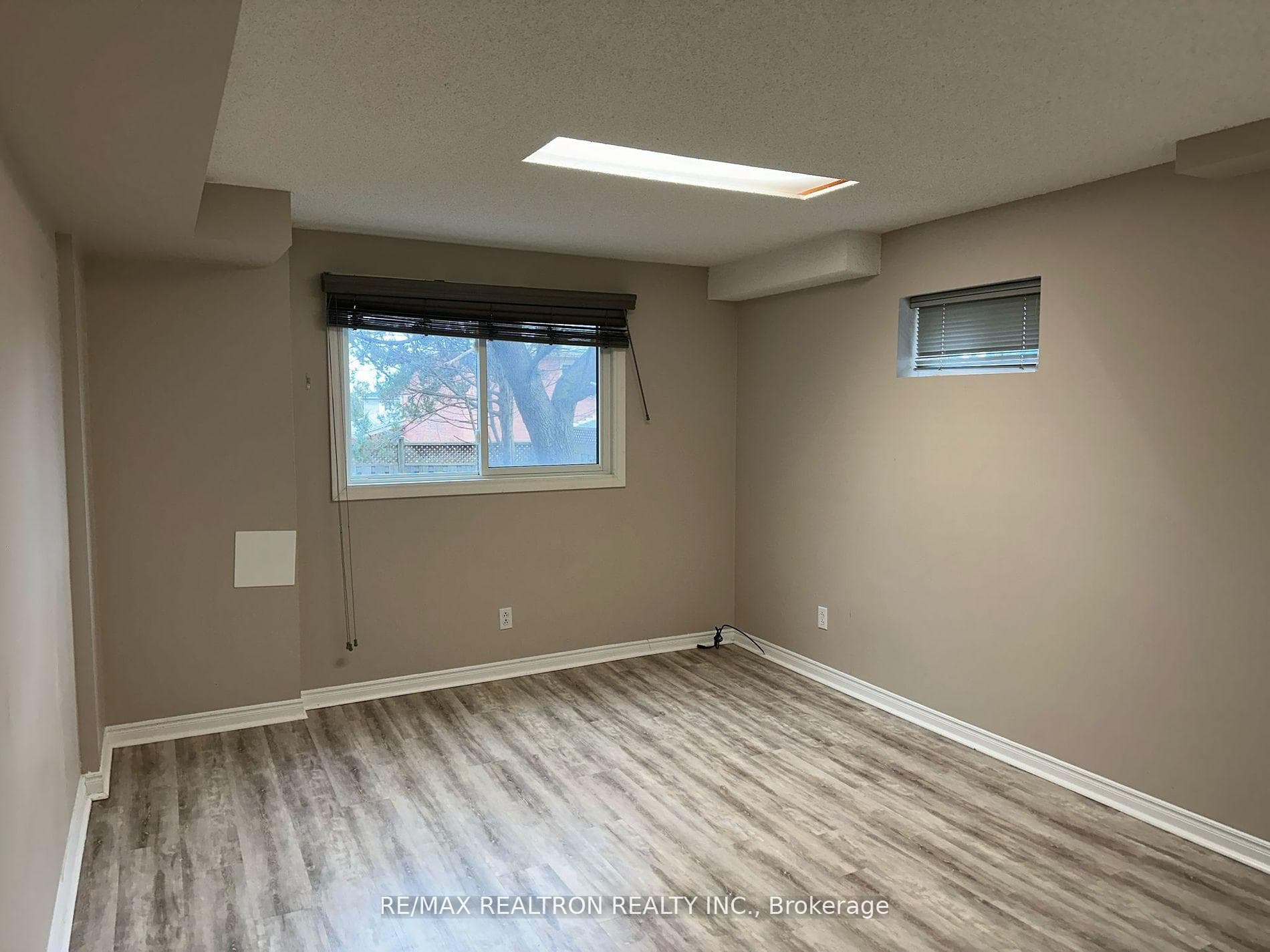 426 Herridge Circle photo 5