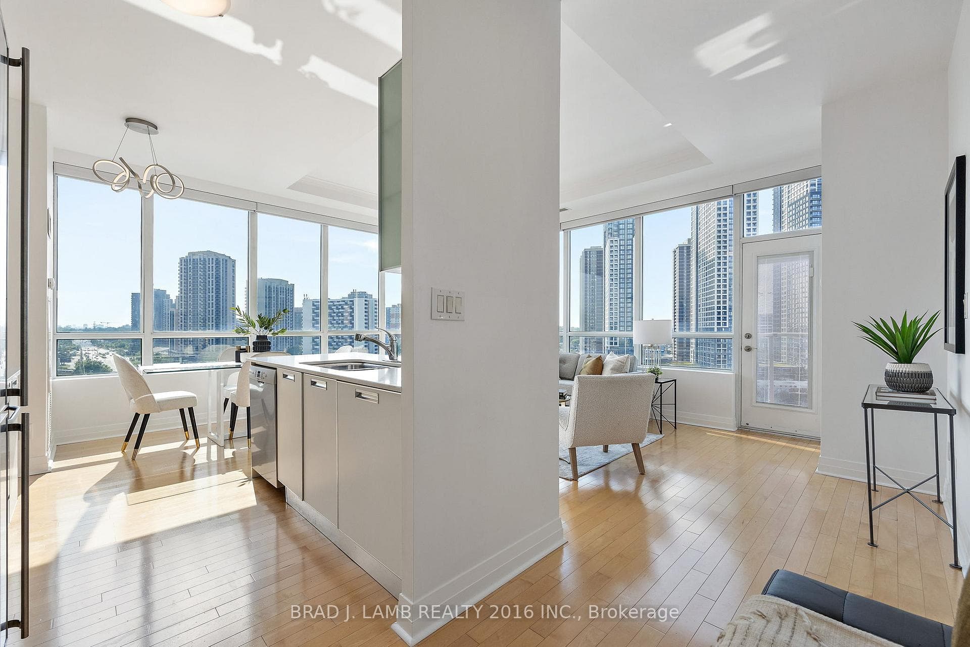 3391 Bloor Street Unit 1103 photo 17