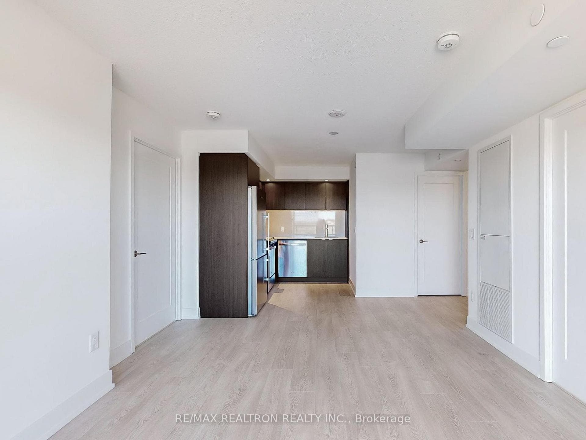 10 Eva Road Unit 1705 photo 11