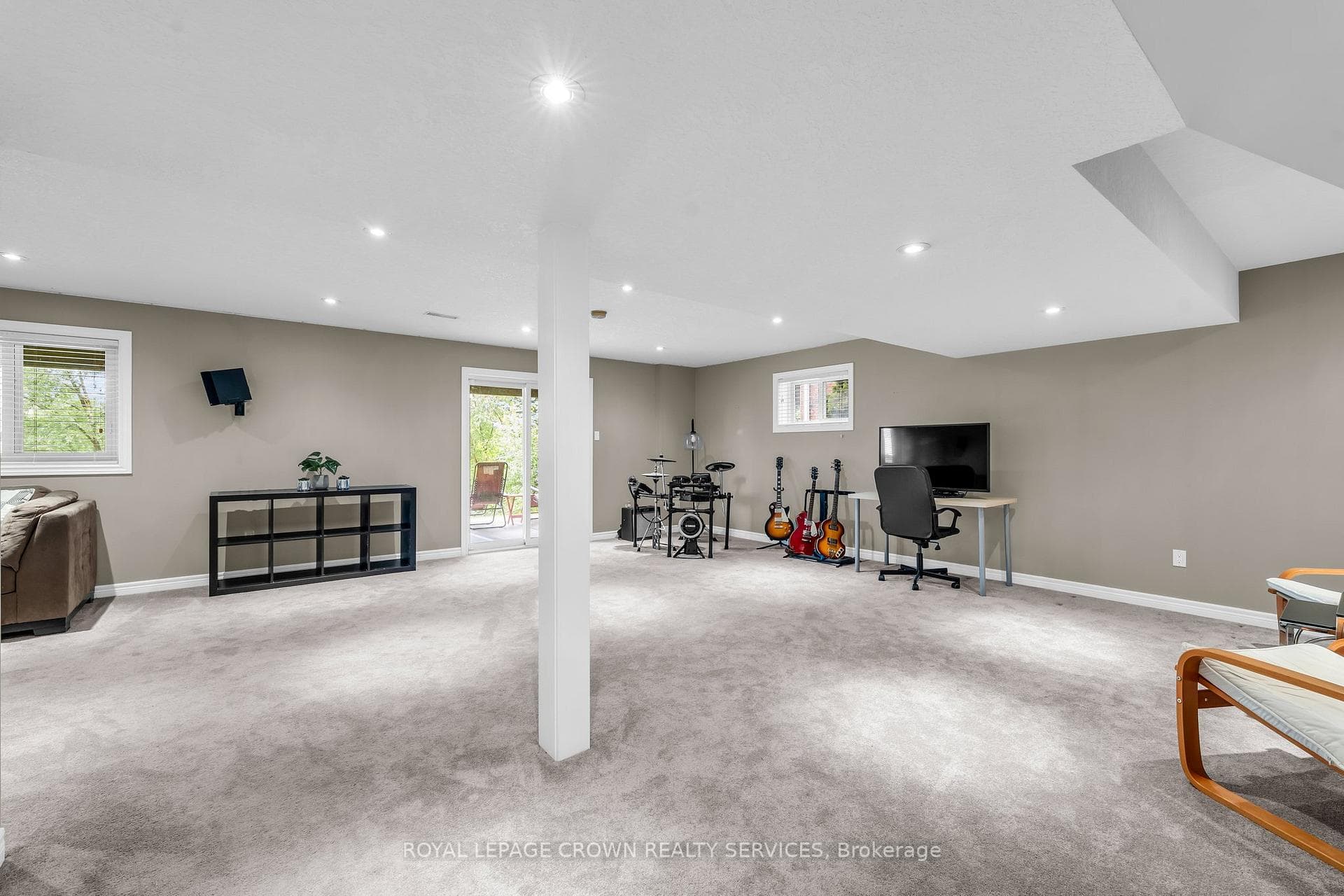 79 Pine Valley Drive photo 21