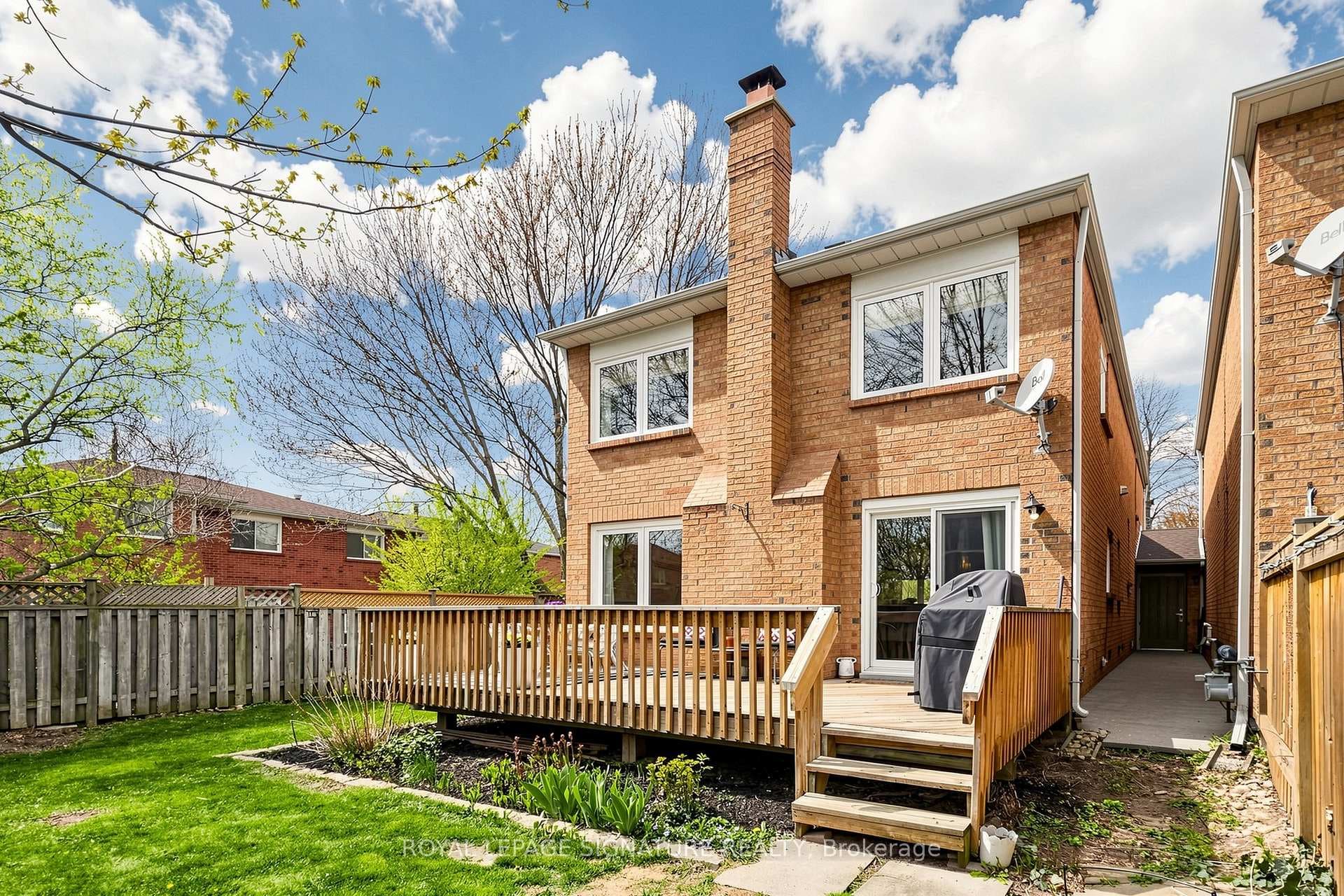 2015 Brays Lane photo 39