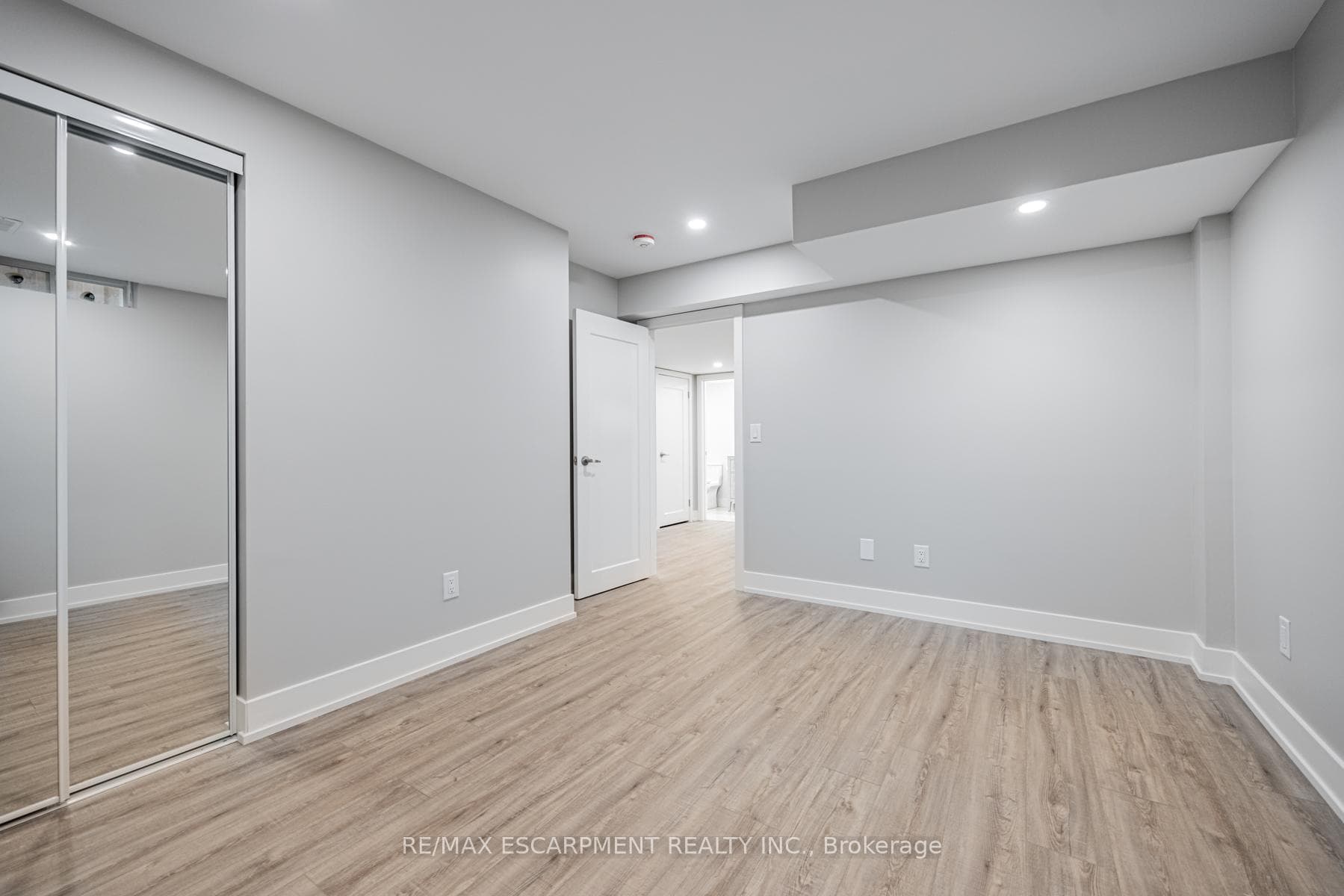 73 Truro Circle photo 37