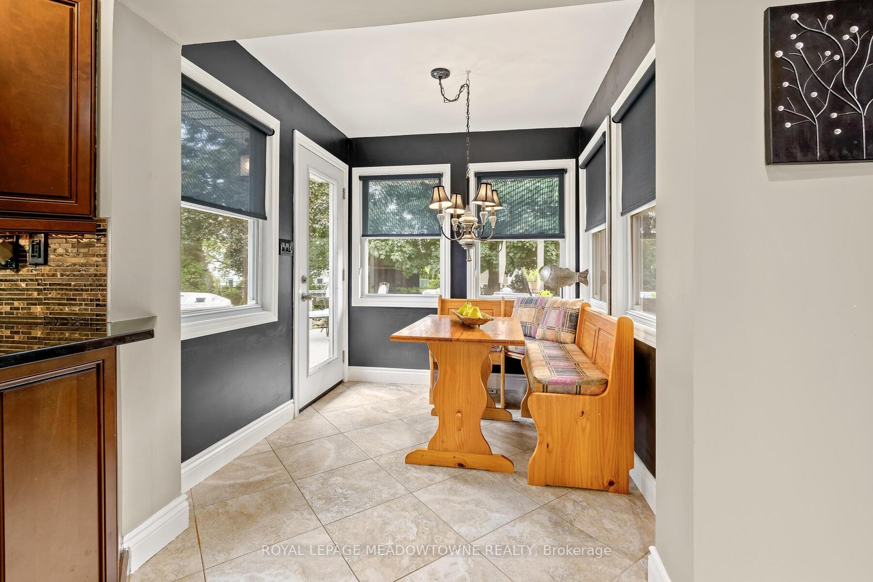 25 Millwood Road photo 15