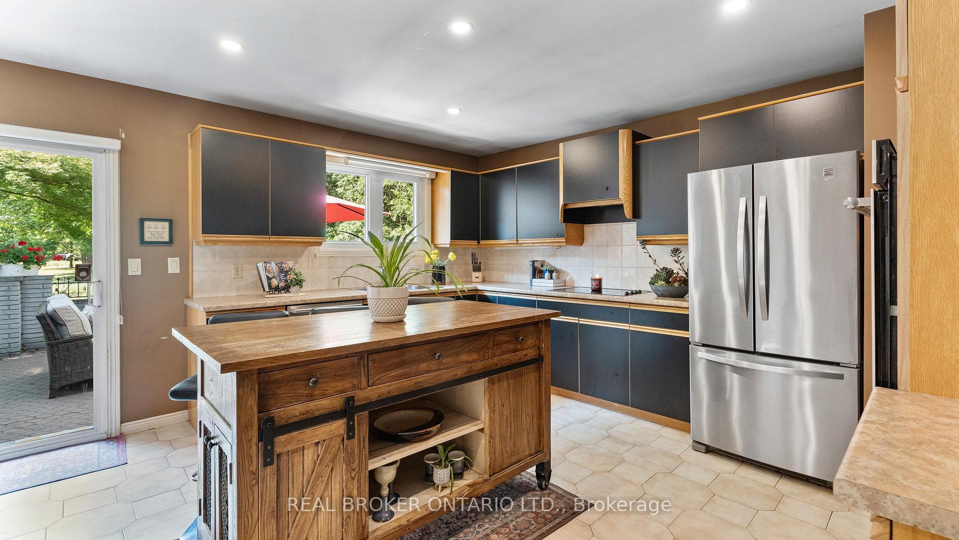 14 Pinewood Drive photo 13