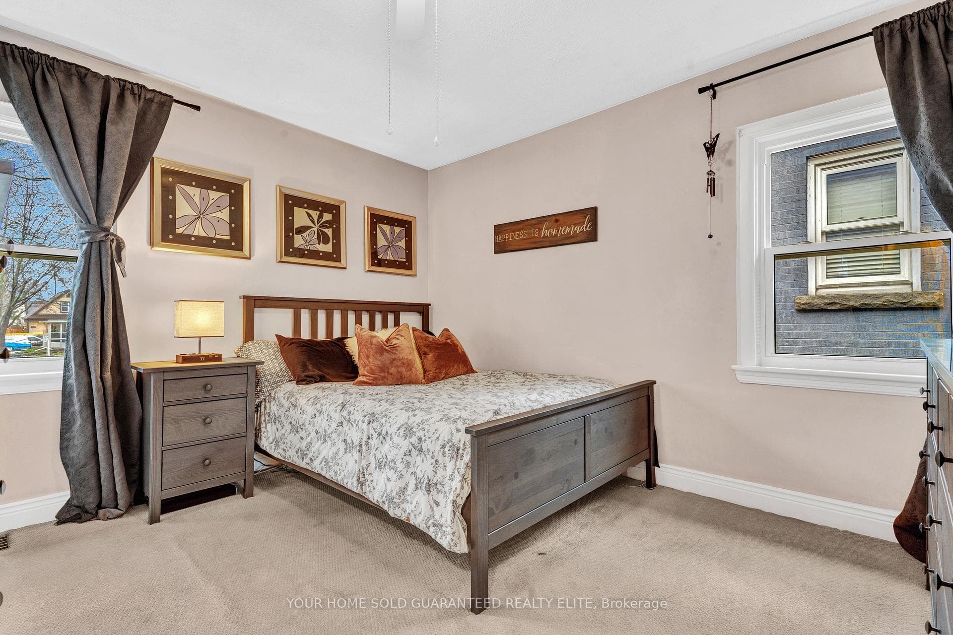 611 Upper Wentworth Street photo 9