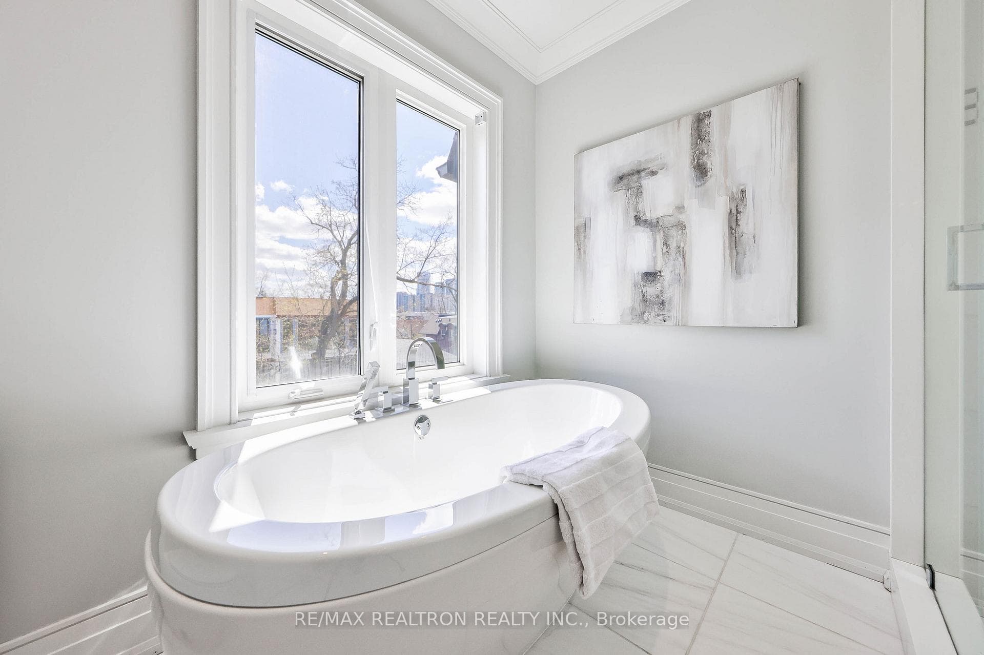 145 Kingsdale Avenue photo 34