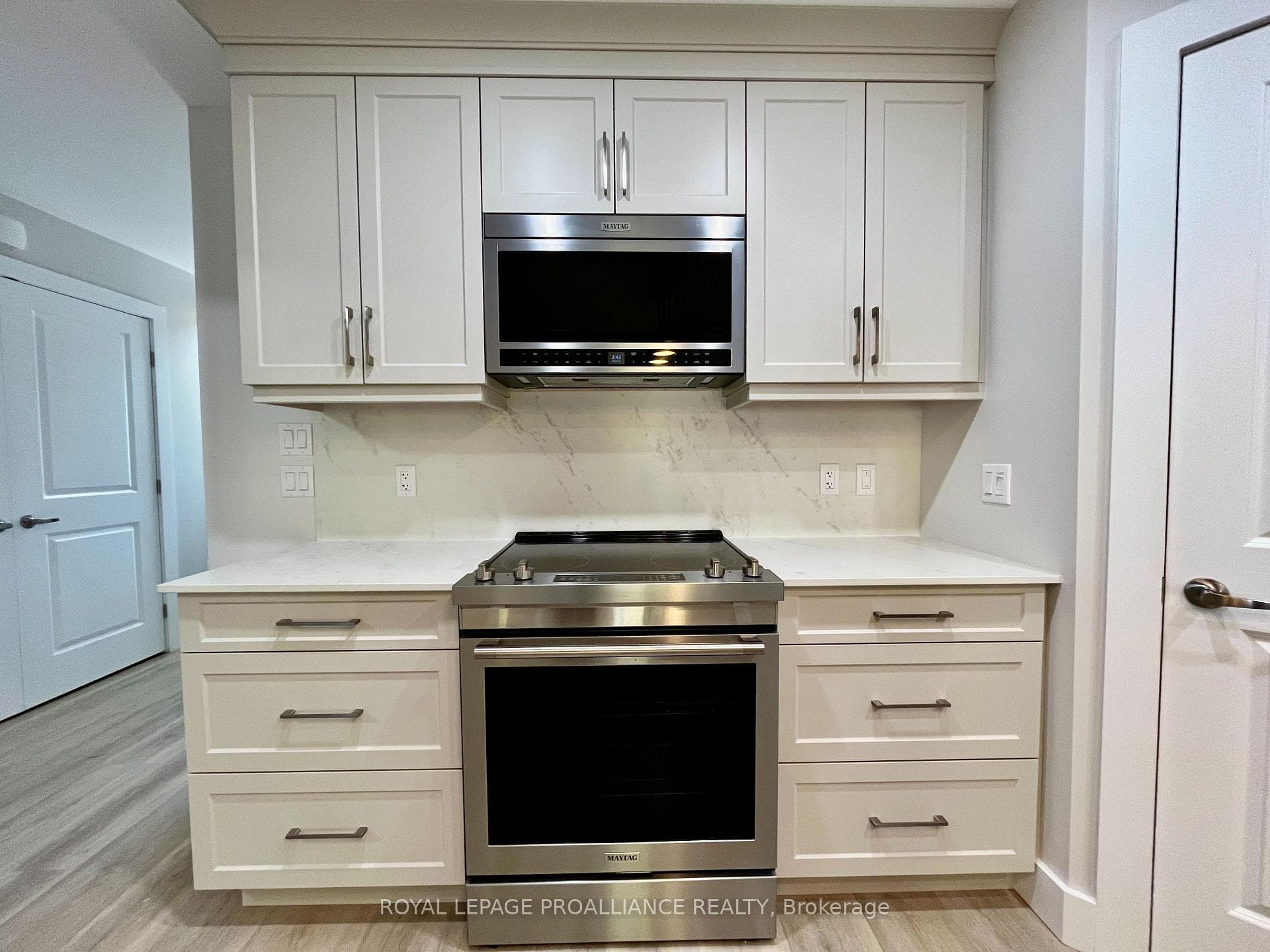 59 Dorchester Drive photo 8