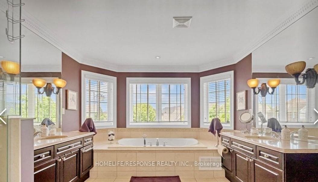 1382 STOREY Drive photo 15