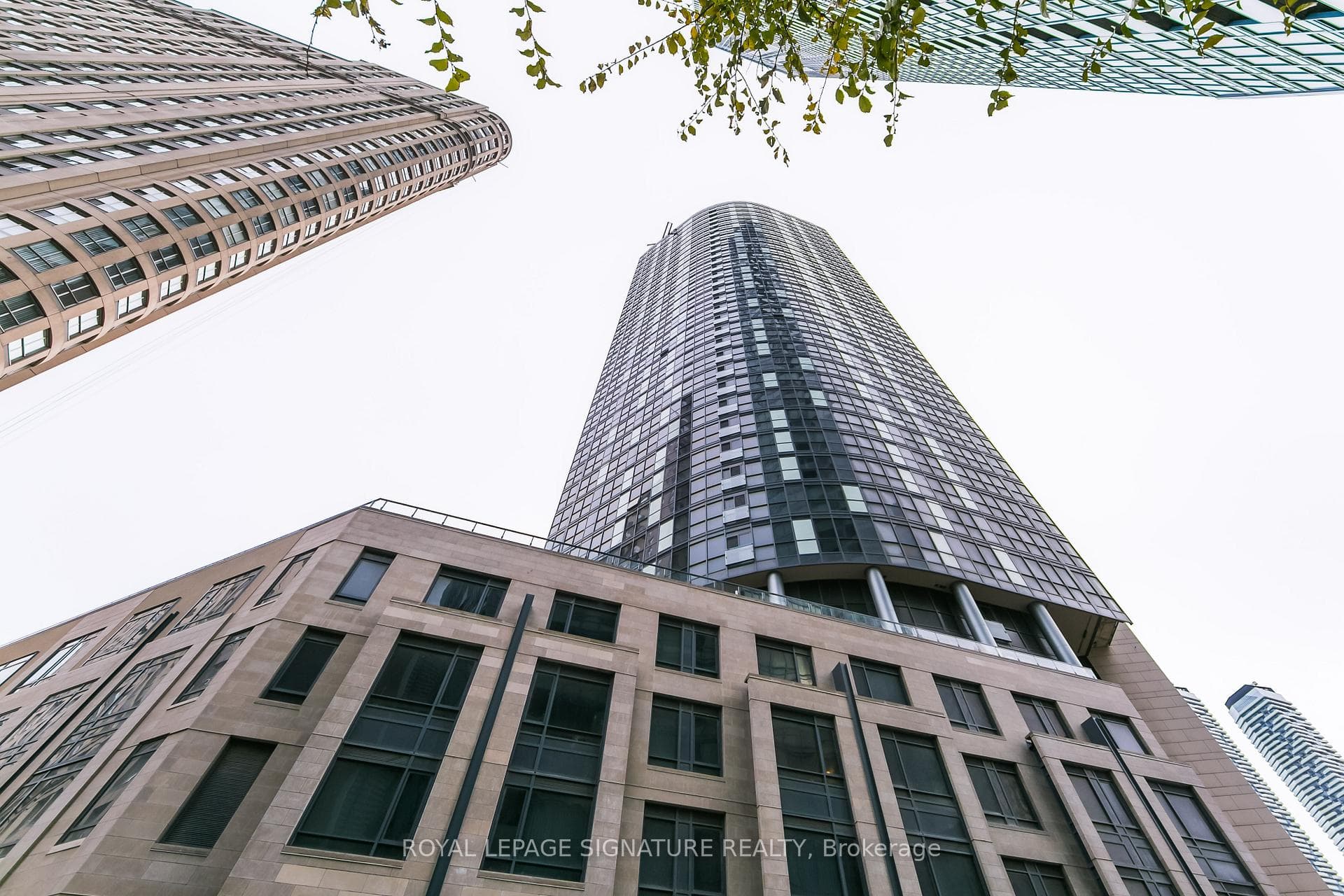 1 The Esplanade N/A Unit 203 photo 28