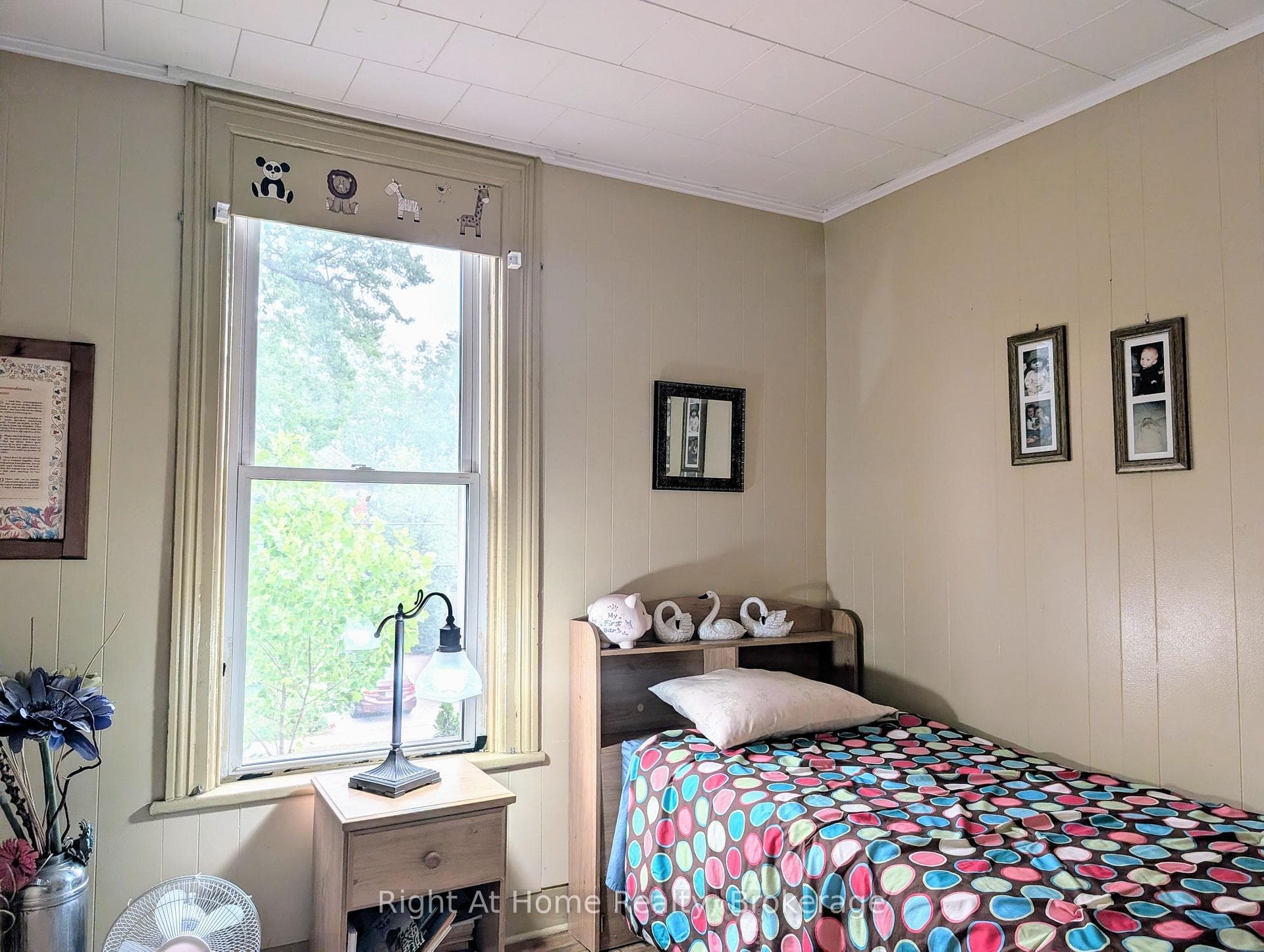 142 Douro St Street photo 14