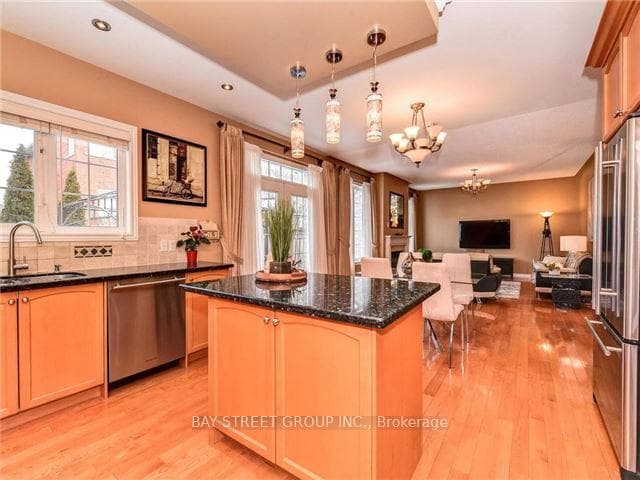 43 Larkmead Crescent photo 5